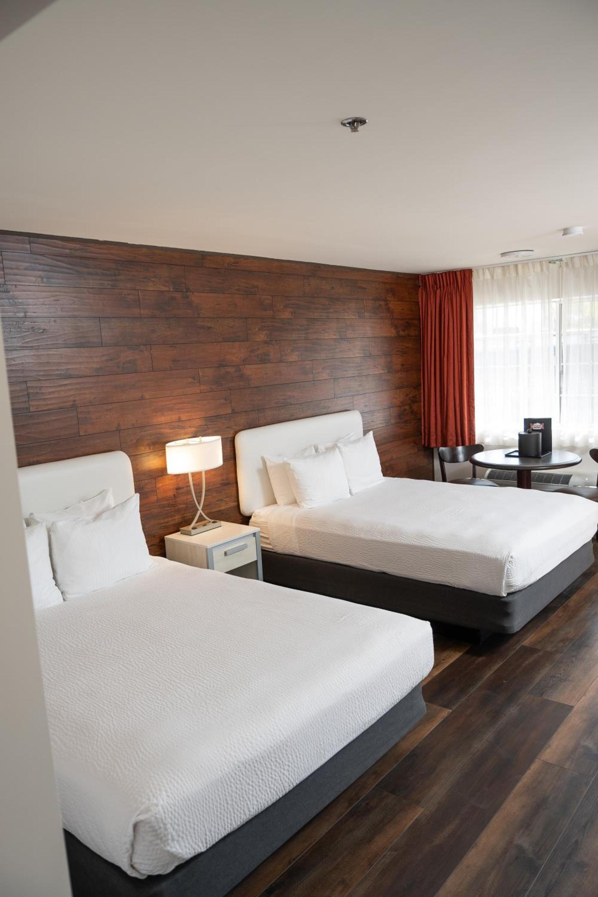 Carson Valley Motor Lodge and Suites photo 42