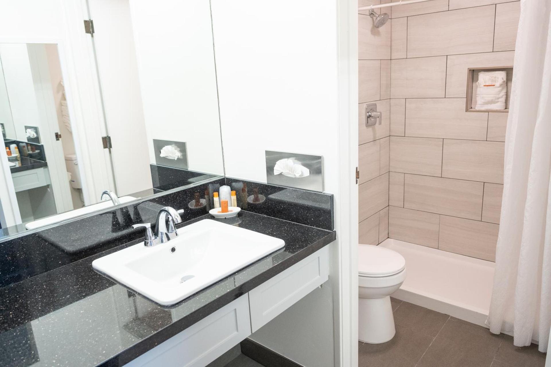 Carson Valley Motor Lodge and Suites photo 44