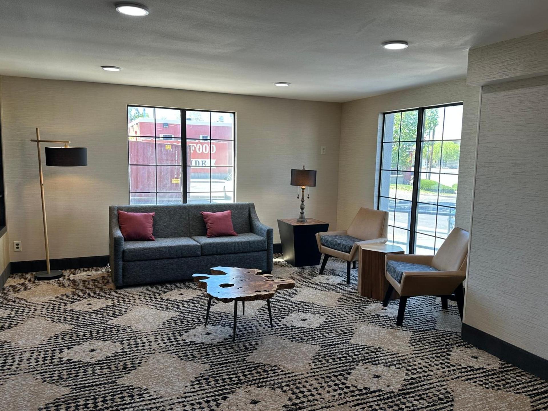 La Quinta Inn by Wyndham Albuquerque Airport photo 41