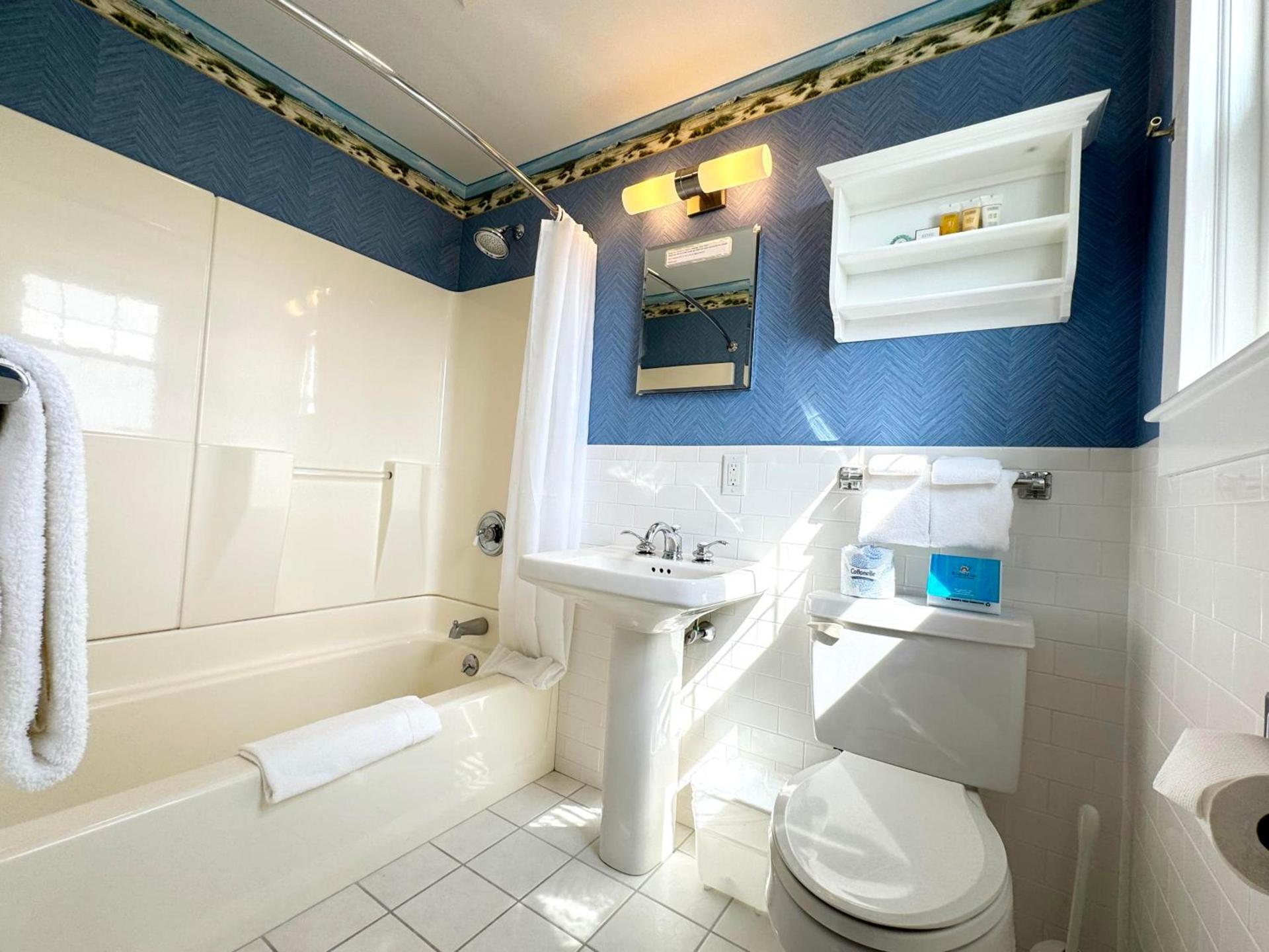 Winstead Beach Resort photo 24