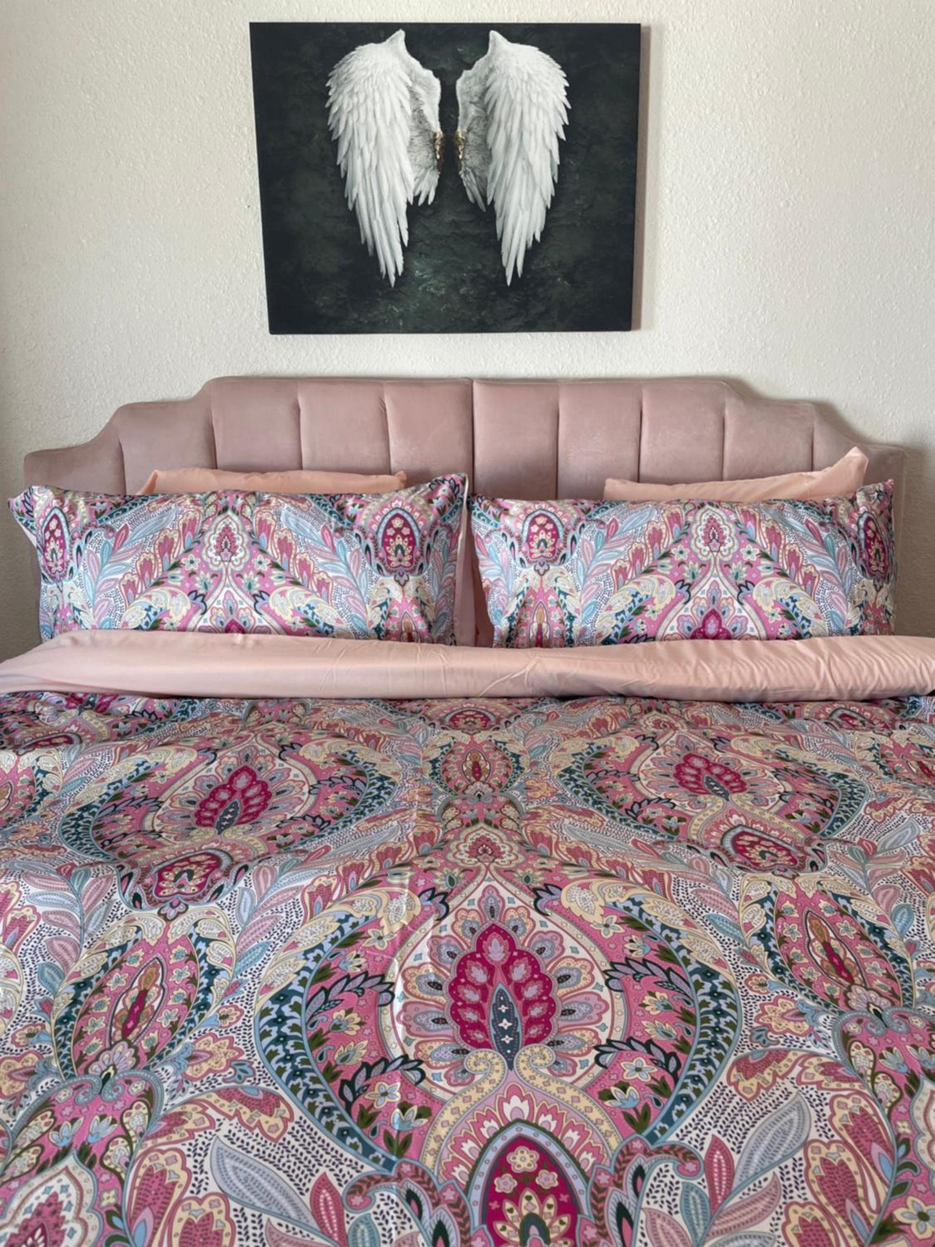 Rainbow Motel photo 13