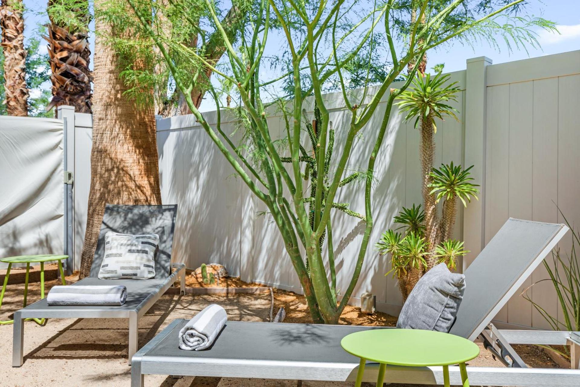 the Weekend Palm Springs photo 20