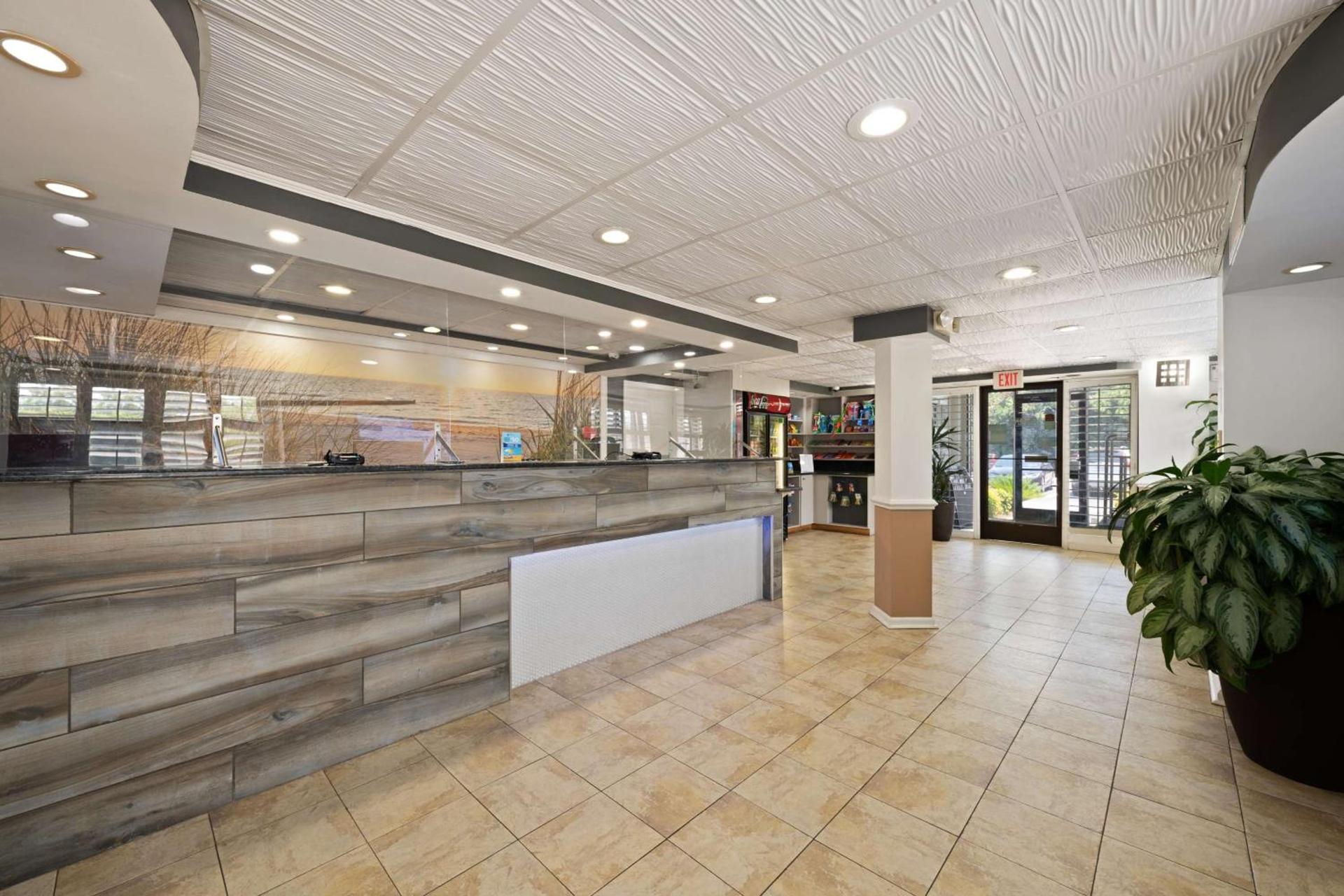 Best Western Plus Chesapeake Bay-Norfolk photo 2