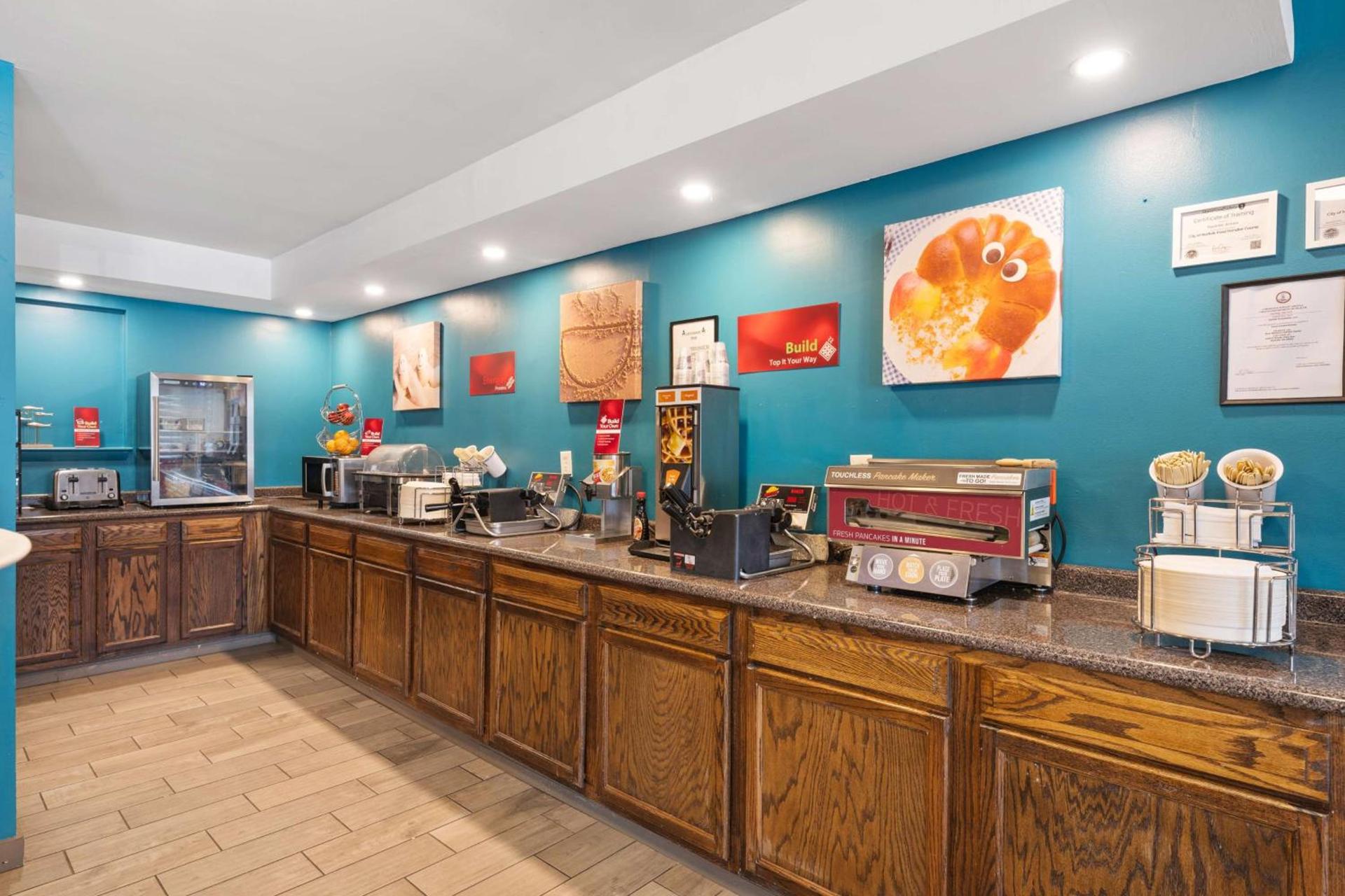 Best Western Plus Chesapeake Bay-Norfolk photo 8