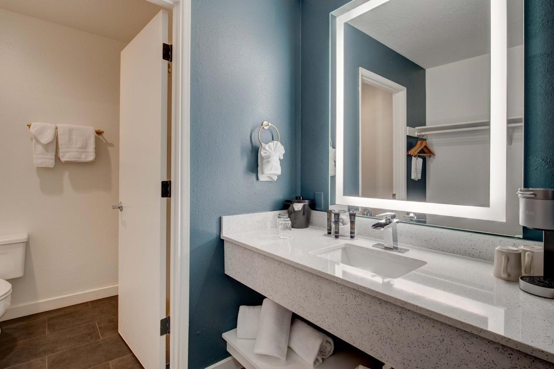 Adobe Resort photo 44