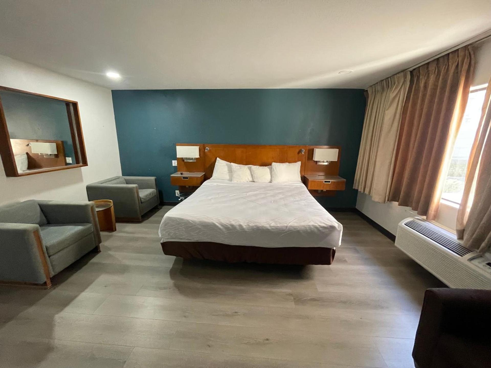 Portside Inn & suites photo 22