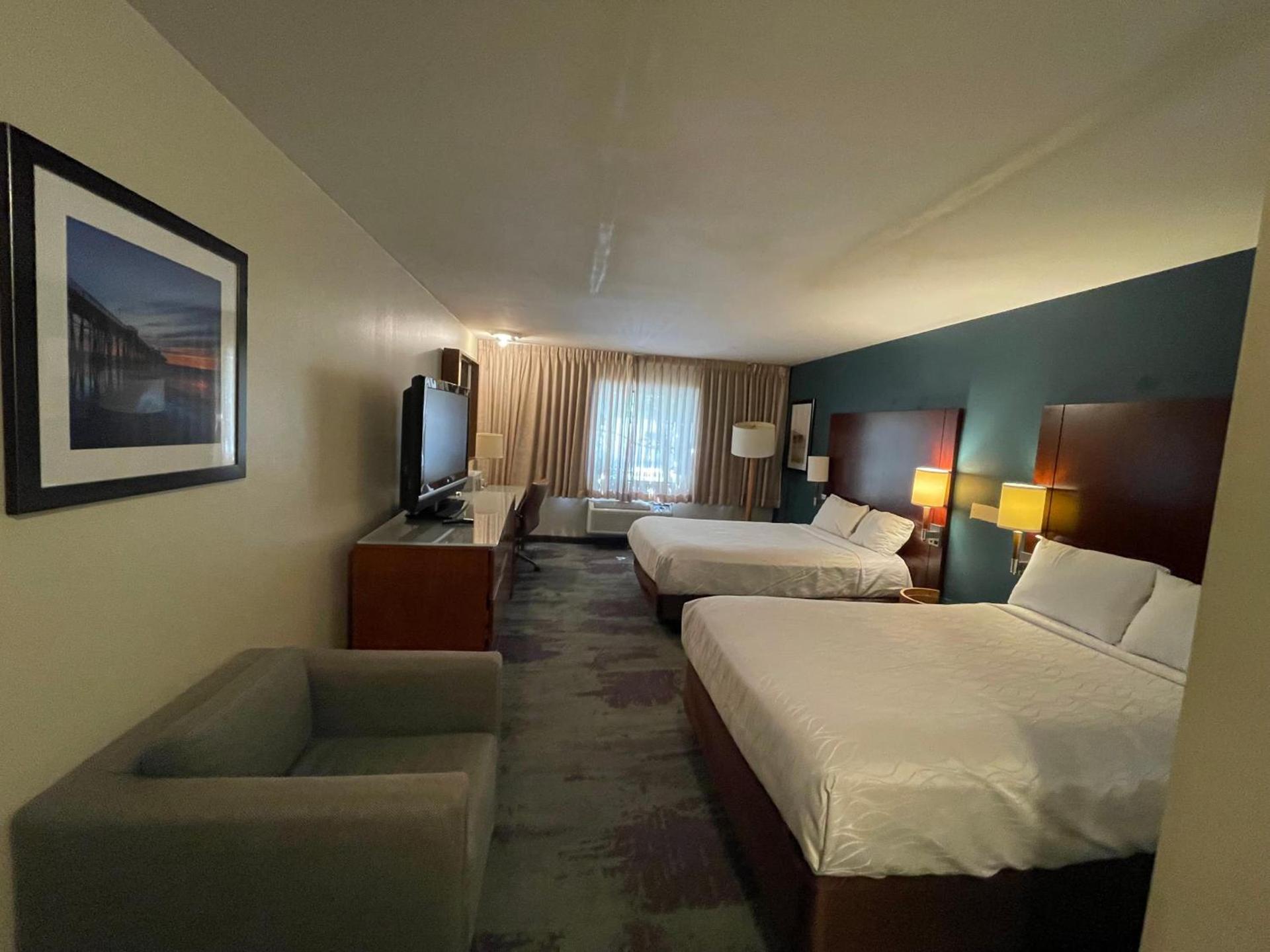 Portside Inn & suites photo 30