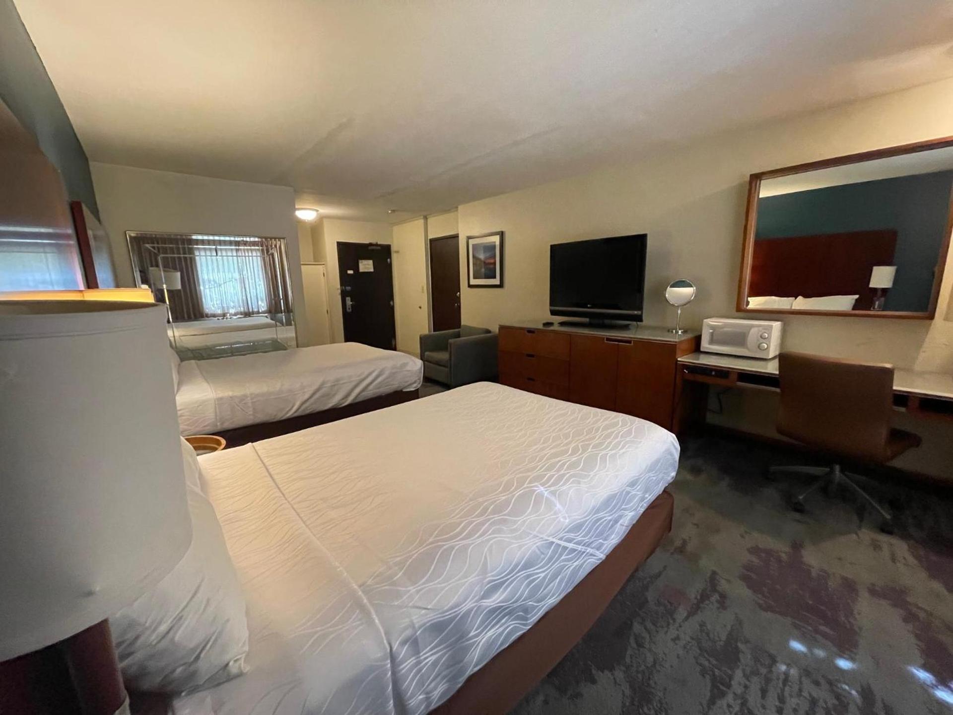 Portside Inn & suites photo 33