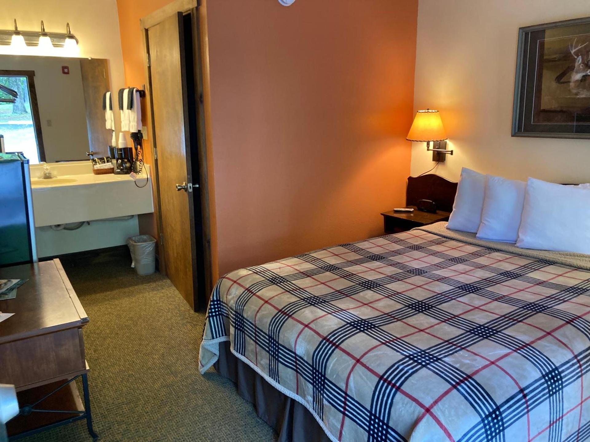 Country Mountain Inn photo 13