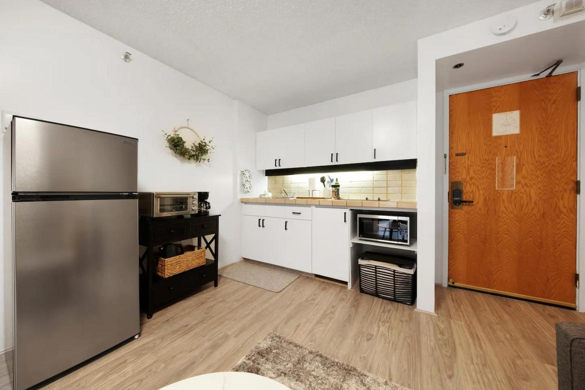 Bishop Suites at Executive Centre photo 18