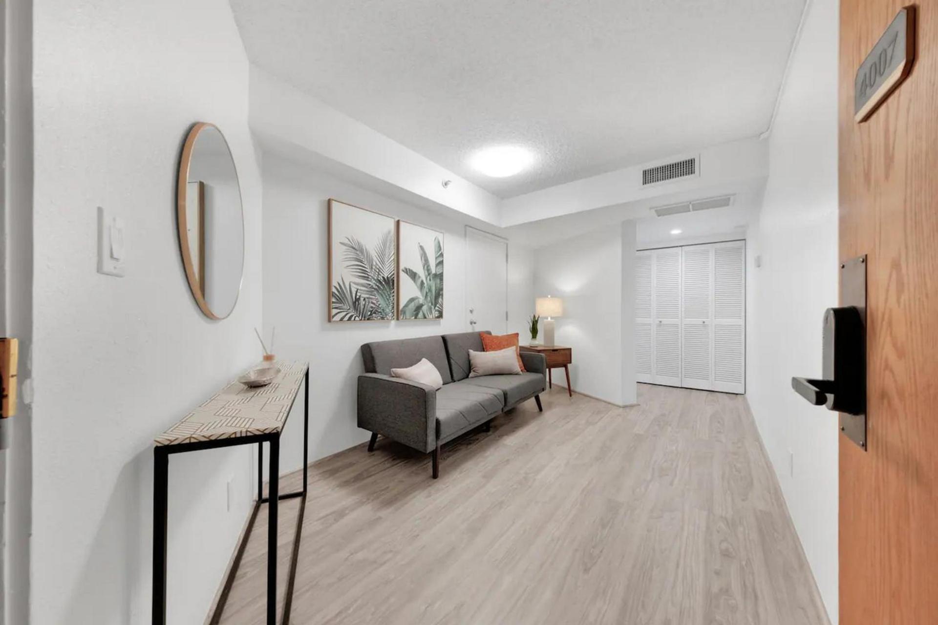 Bishop Suites at Executive Centre photo 35