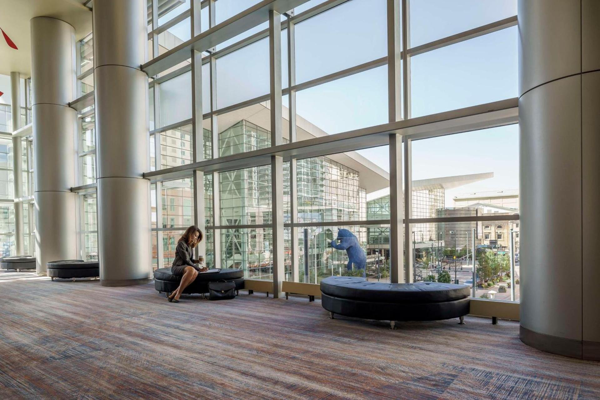 Hyatt Regency Denver at Colorado Convention Center photo 3
