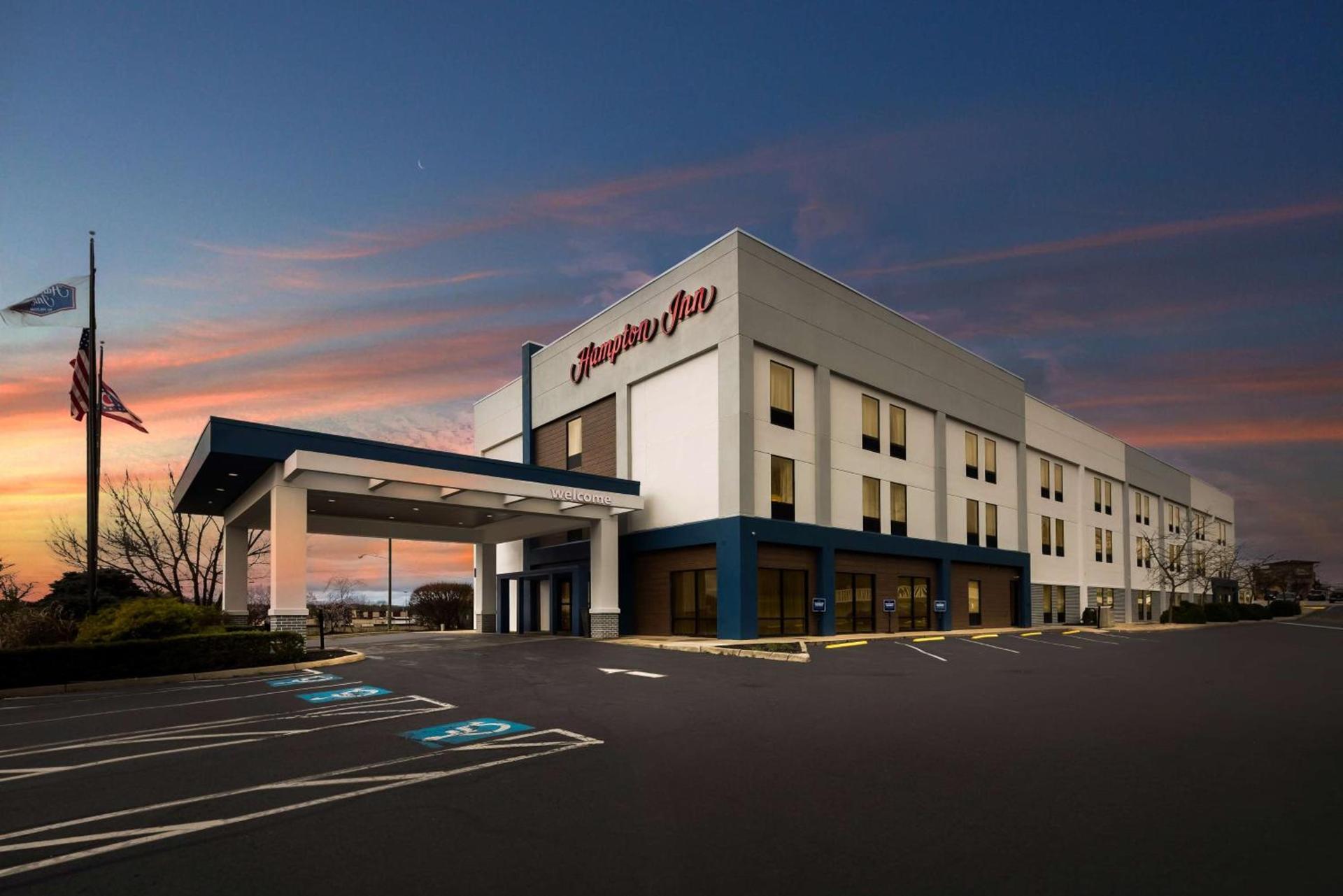 Hampton Inn Lancaster photo 2