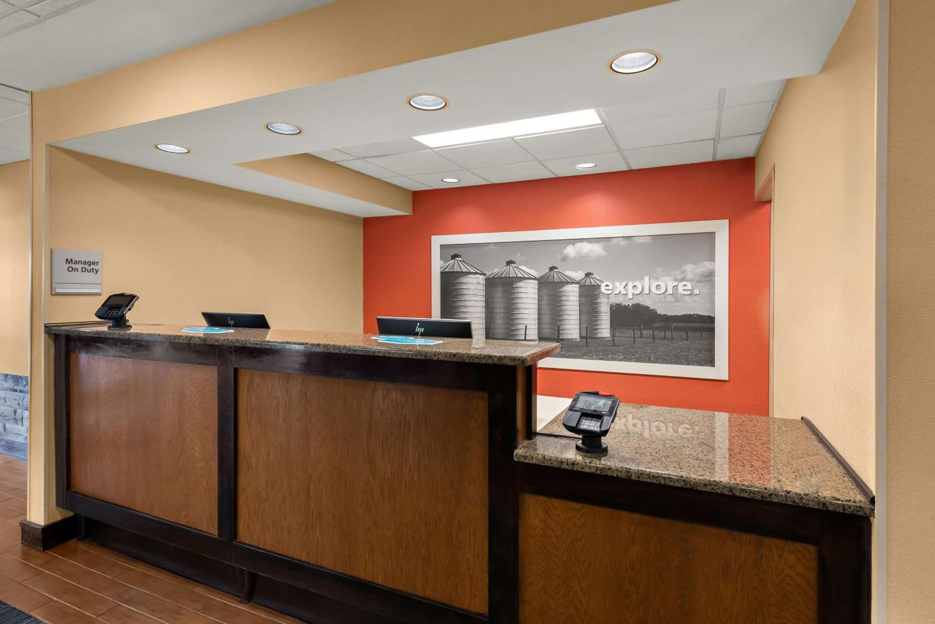 Hampton Inn Lancaster photo 7