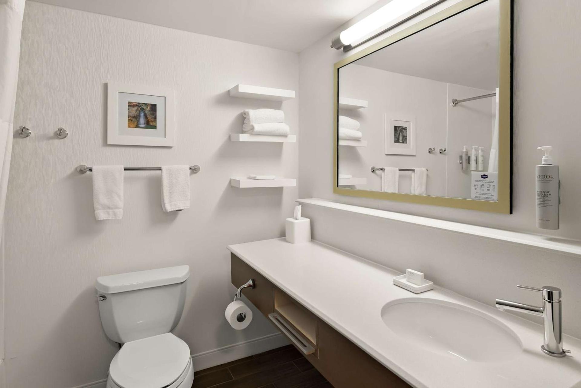 Hampton Inn Lancaster photo 20