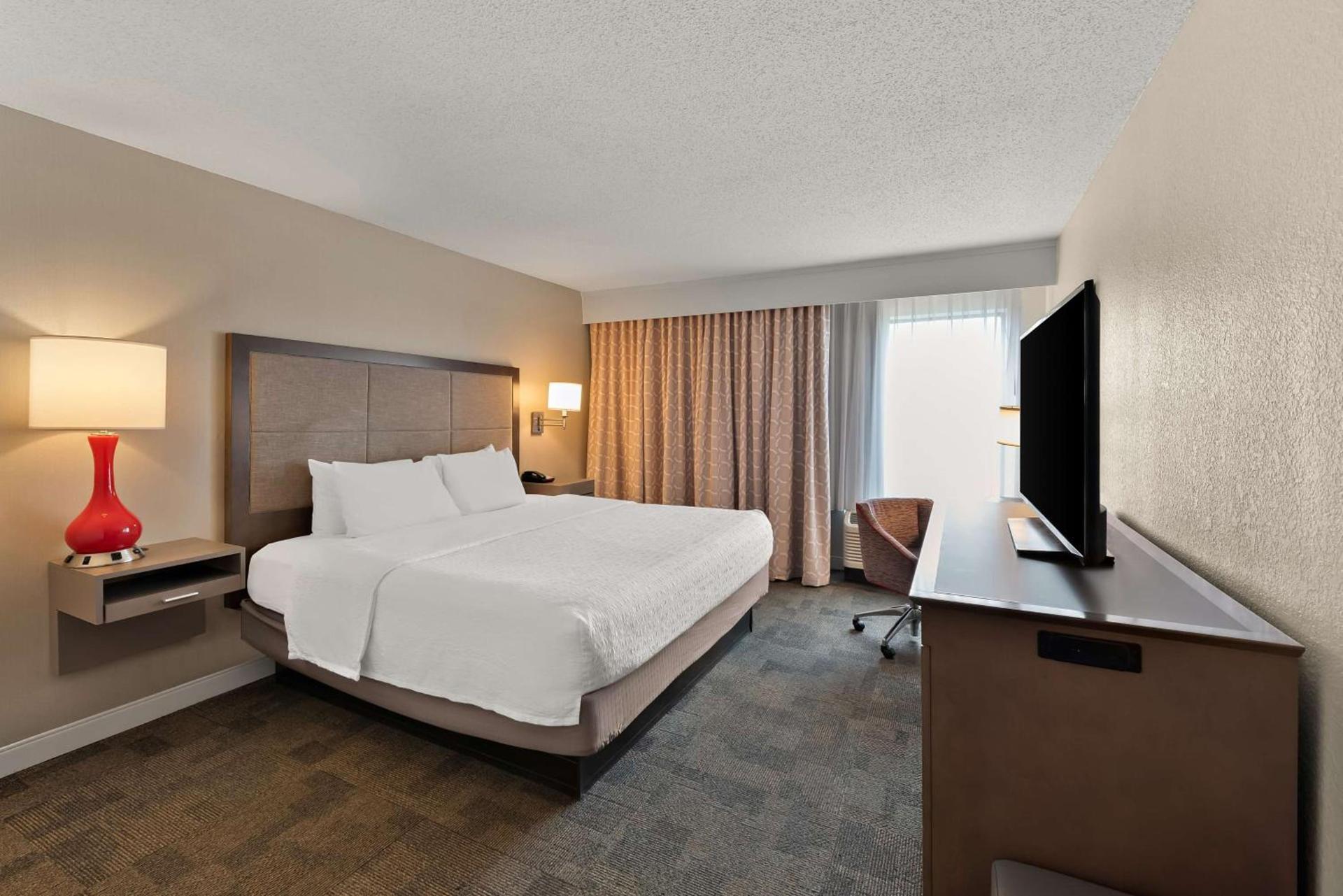 Hampton Inn Lancaster photo 29
