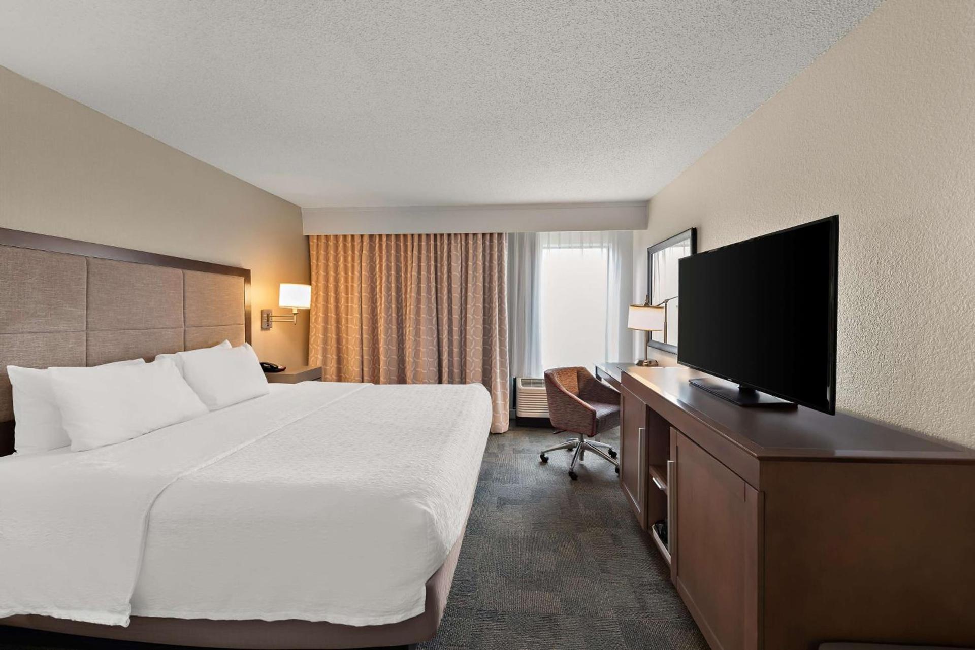 Hampton Inn Lancaster photo 30