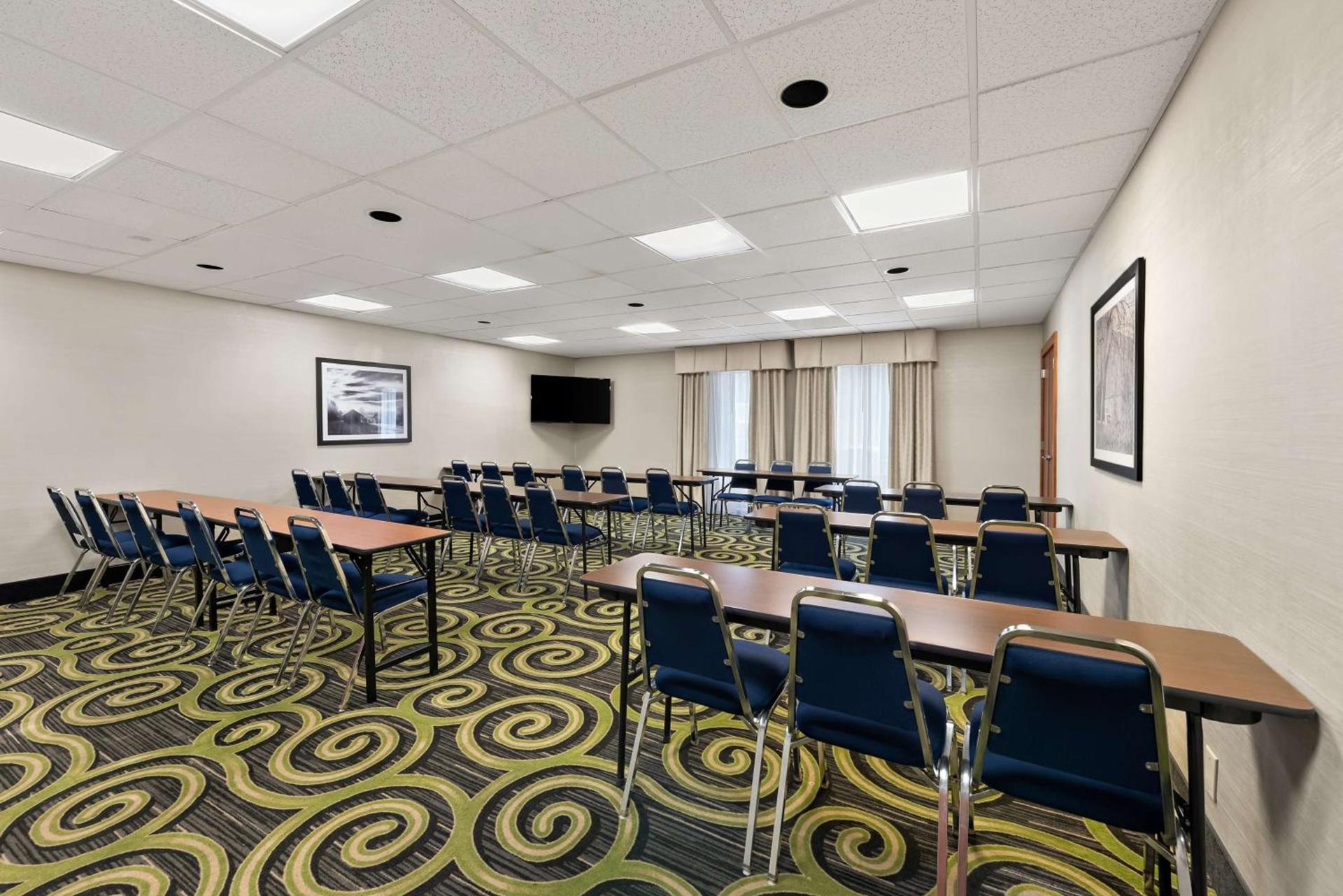 Hampton Inn Lancaster photo 38
