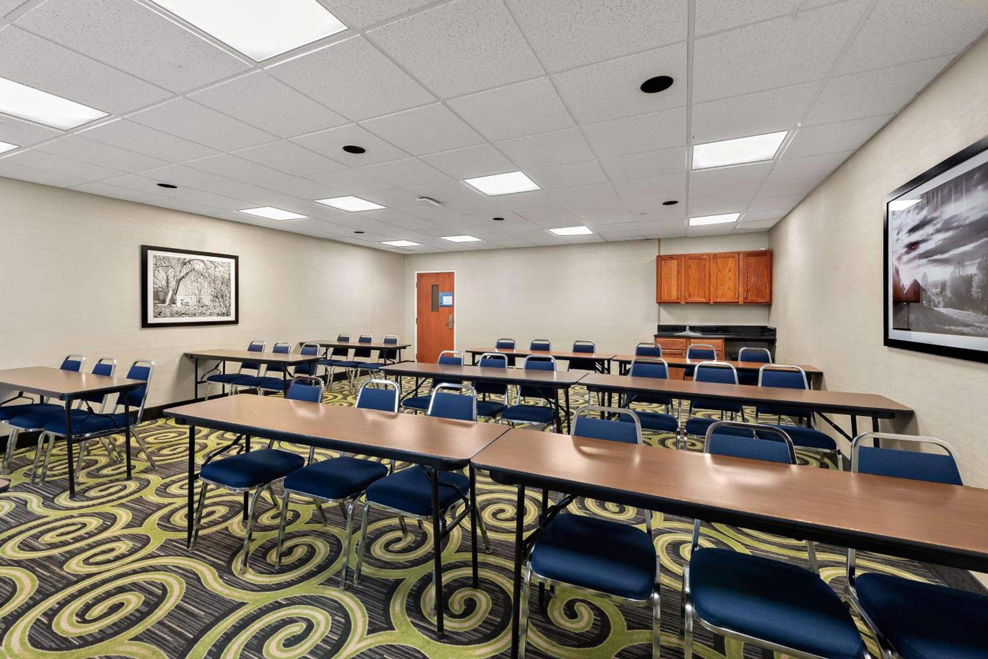 Hampton Inn Lancaster photo 37
