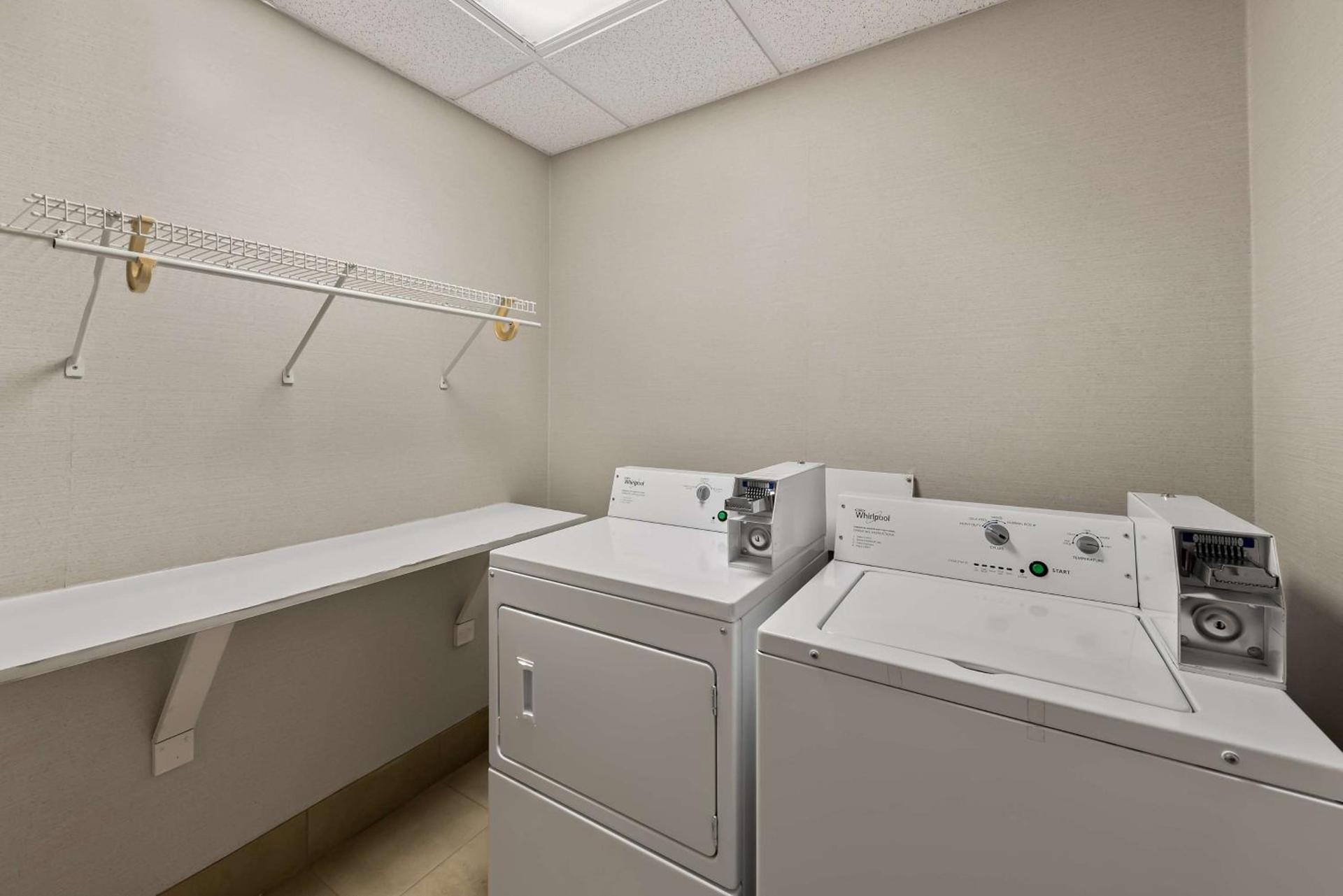Hampton Inn Lancaster photo 39