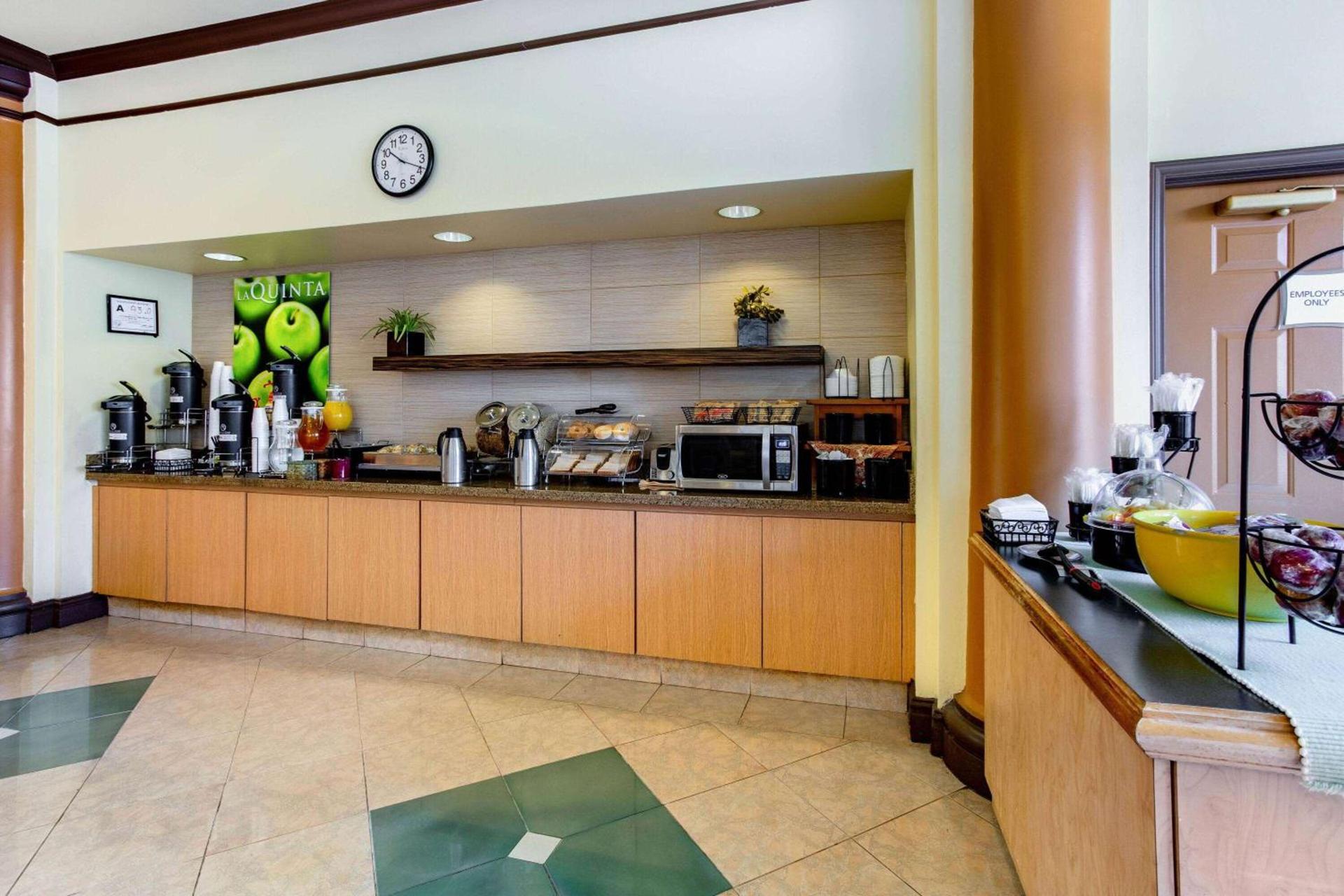 La Quinta by Wyndham Raleigh/Durham Southpoint photo 46