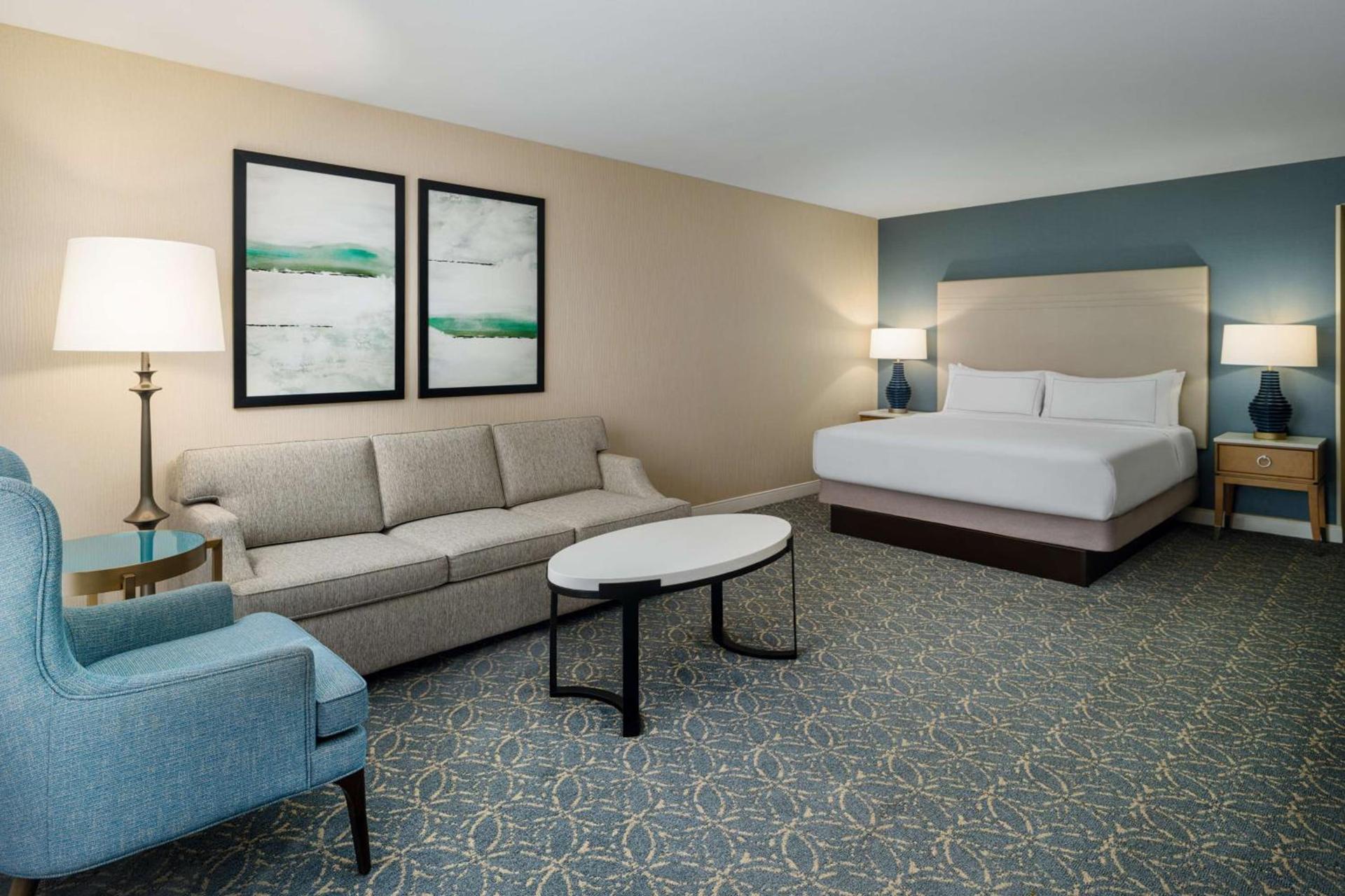 Hilton Santa Barbara Beachfront Resort photo 30
