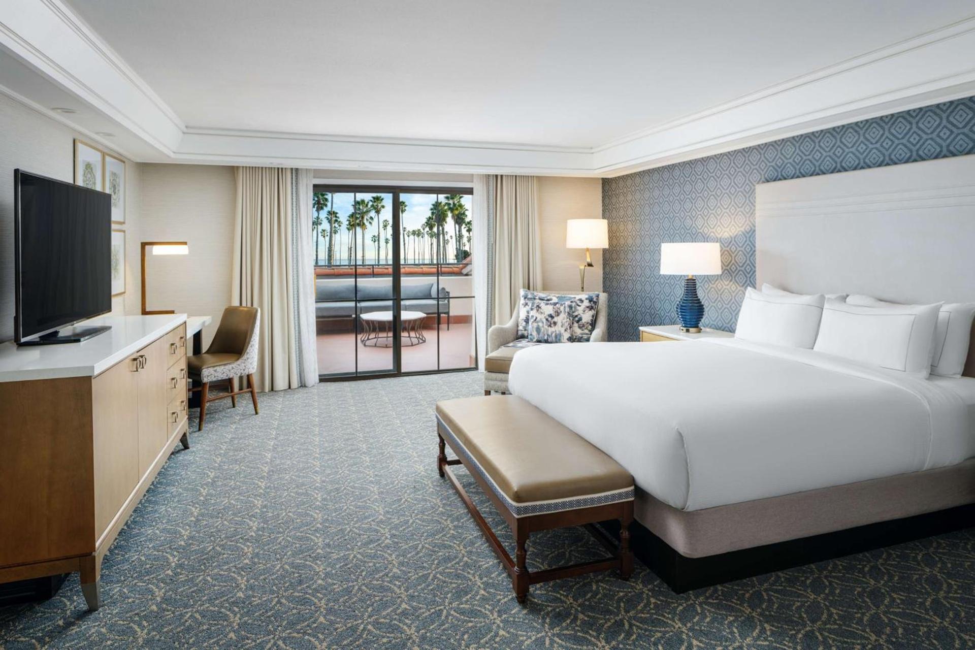 Hilton Santa Barbara Beachfront Resort photo 31