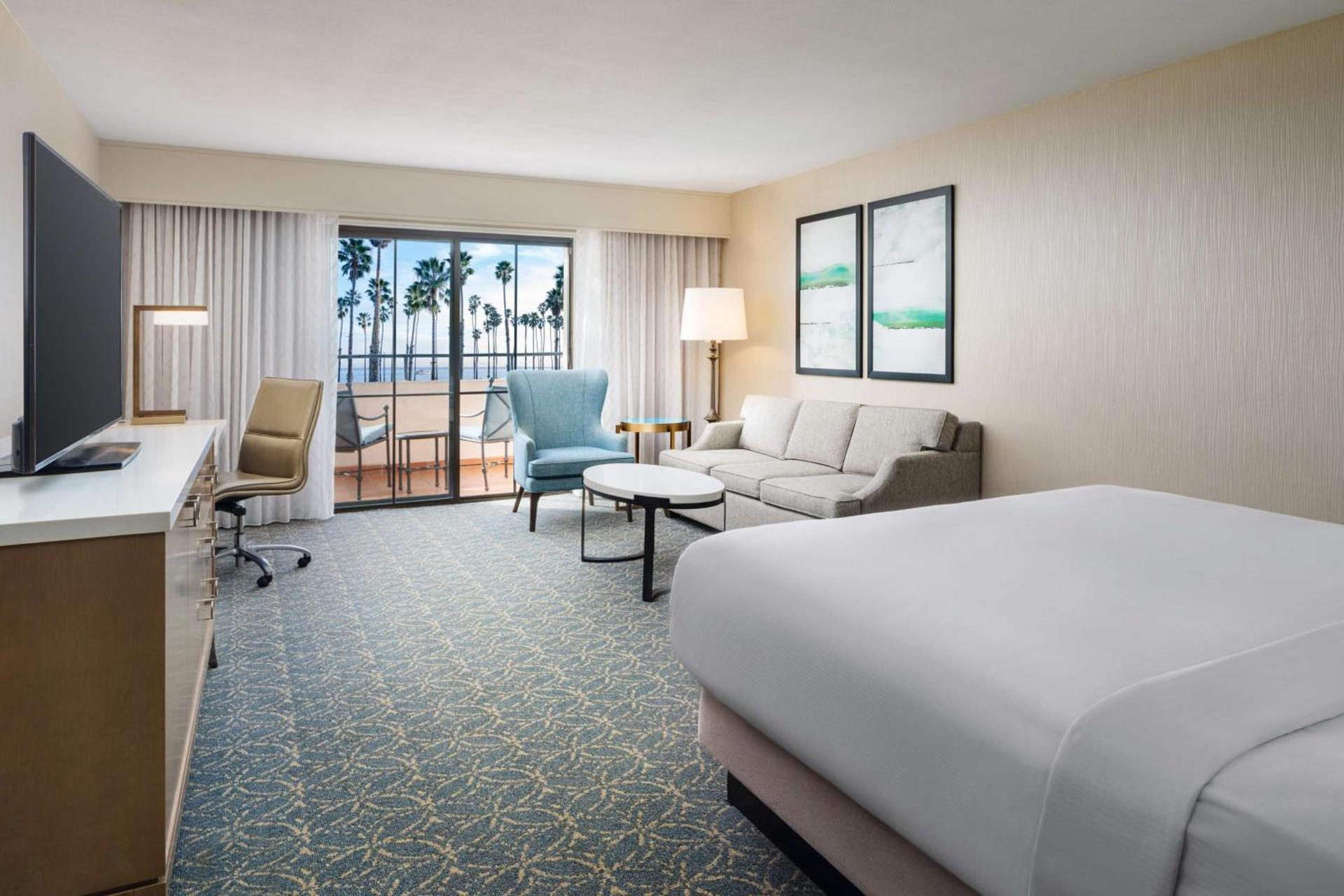 Hilton Santa Barbara Beachfront Resort photo 35