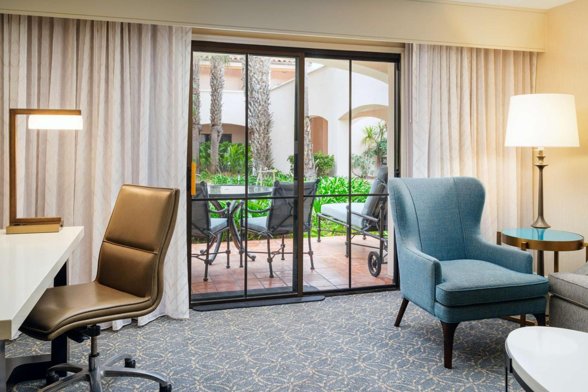Hilton Santa Barbara Beachfront Resort photo 53