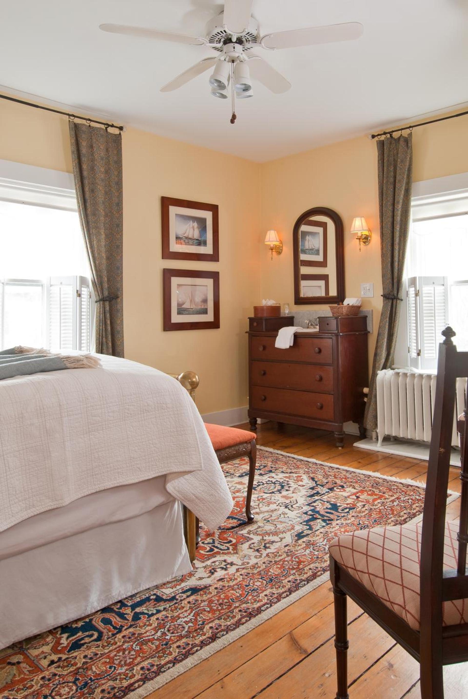 Marshall Slocum Inn photo 8