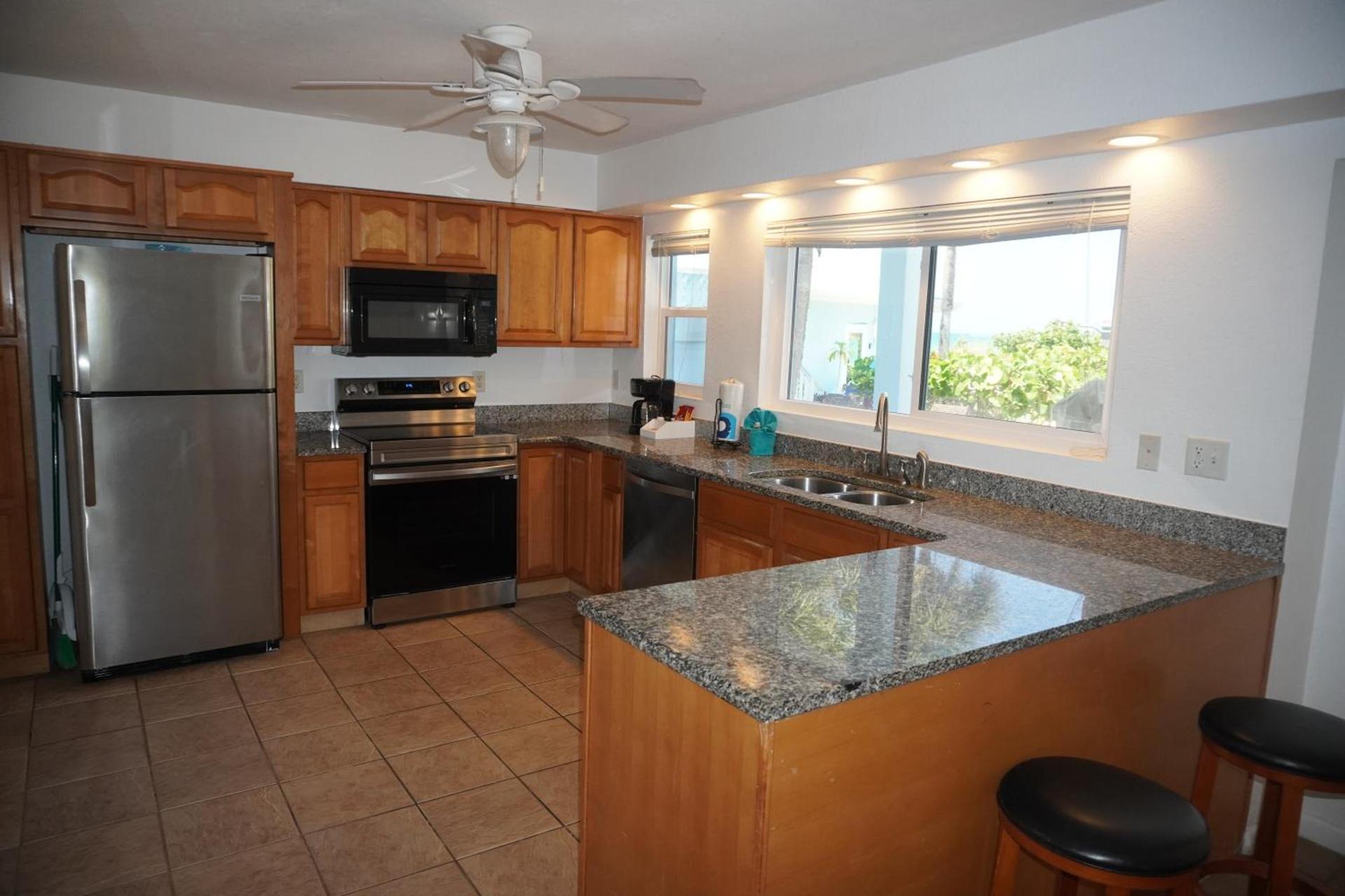 The Pearl Beach Inn photo 66