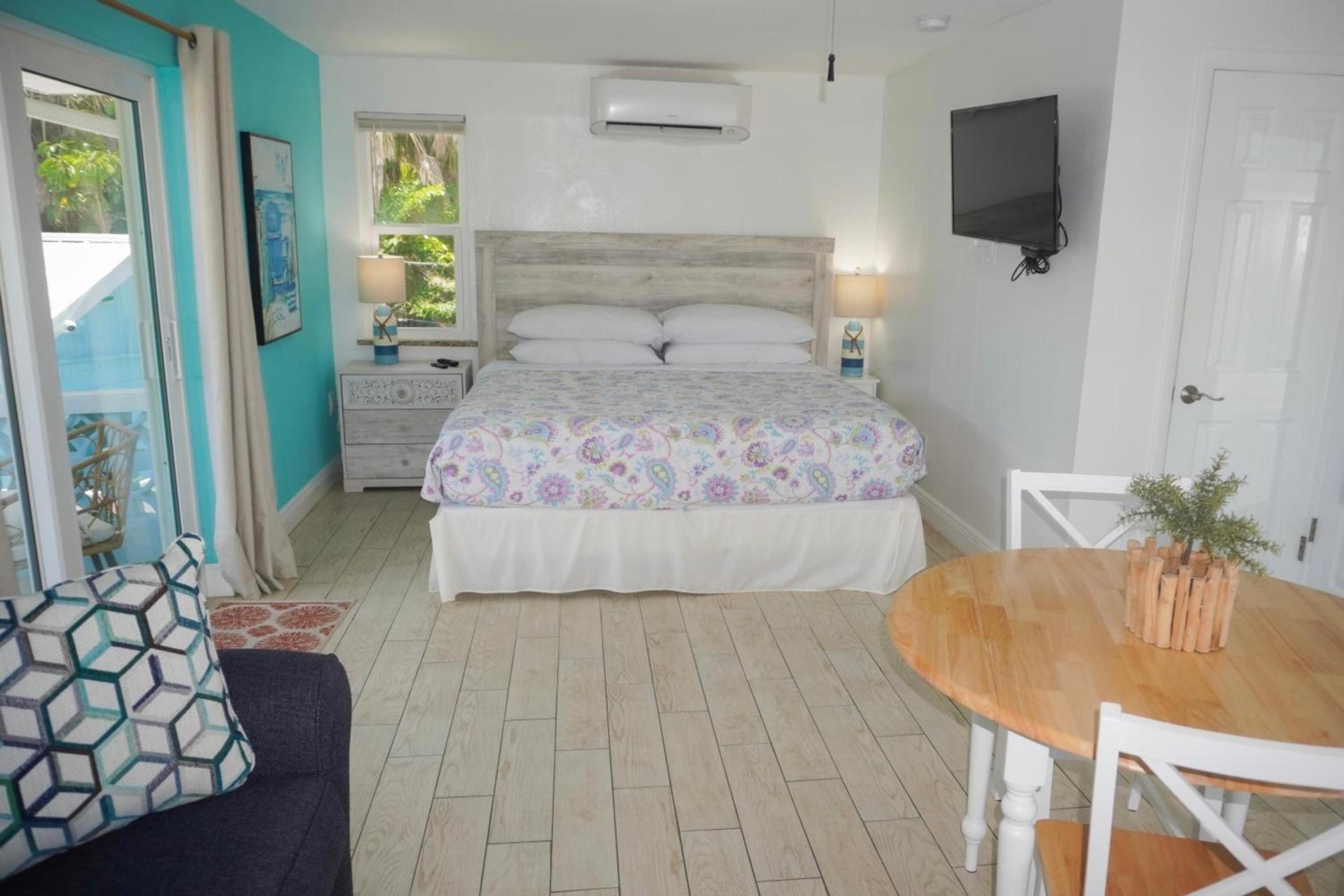 The Pearl Beach Inn photo 82