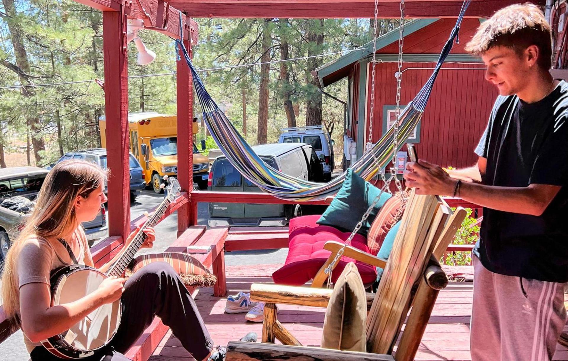 ITH Big Bear Lake Hostel & Lodge photo 27