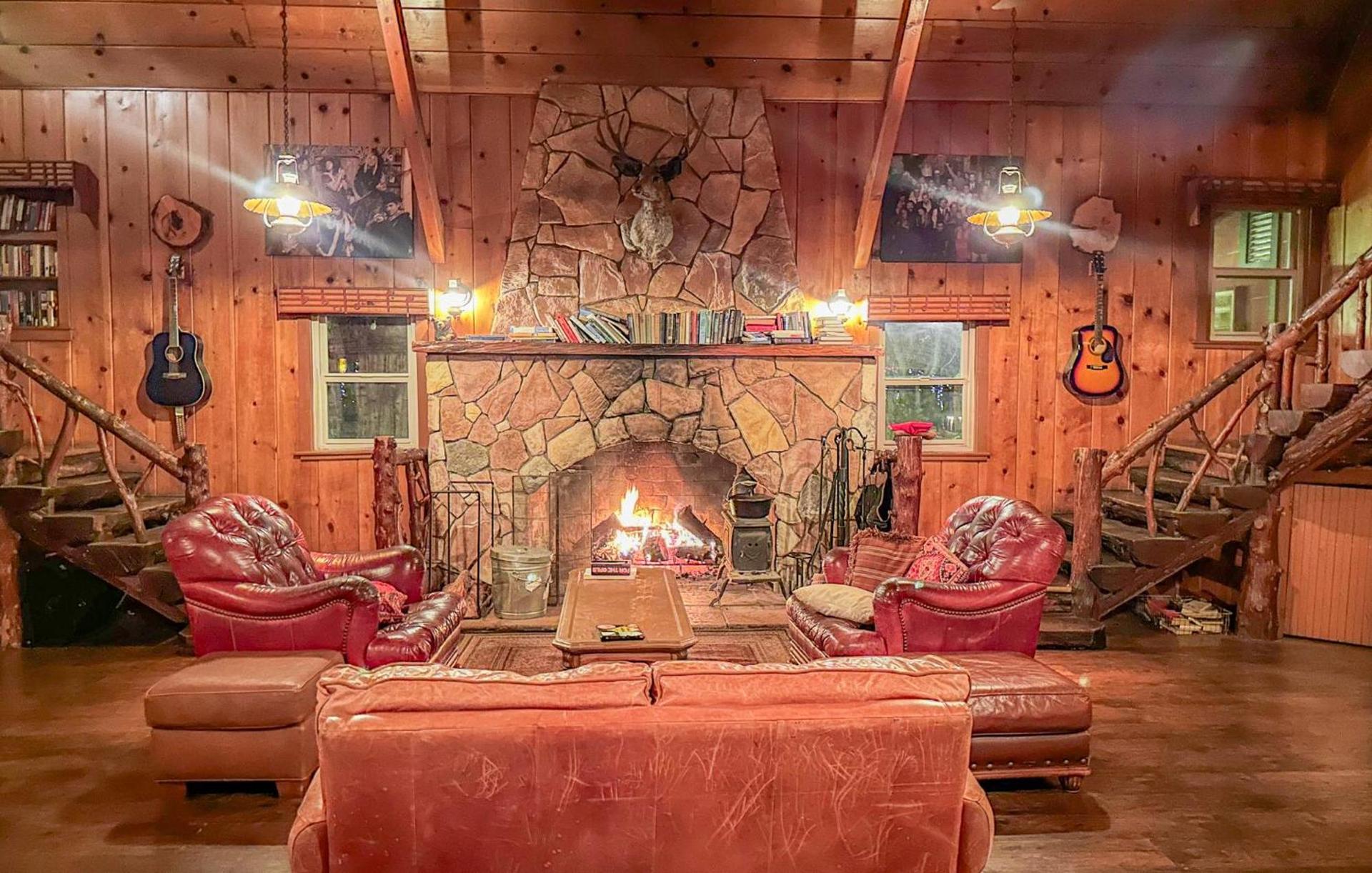 ITH Big Bear Lake Hostel & Lodge photo 5