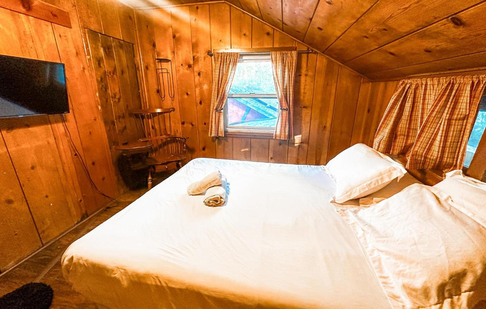 ITH Big Bear Lake Hostel & Lodge photo 68