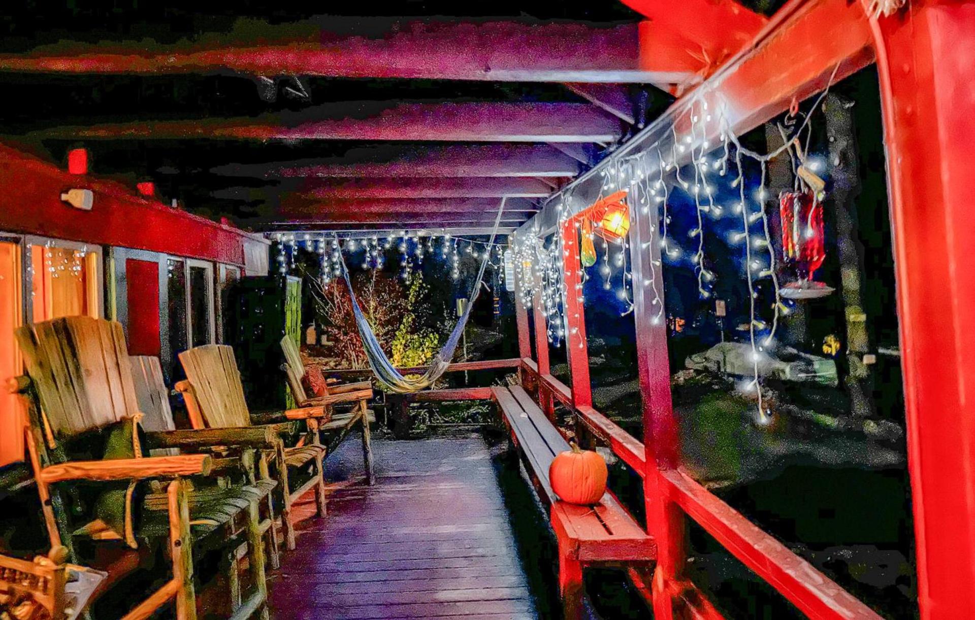 ITH Big Bear Lake Hostel & Lodge photo 16