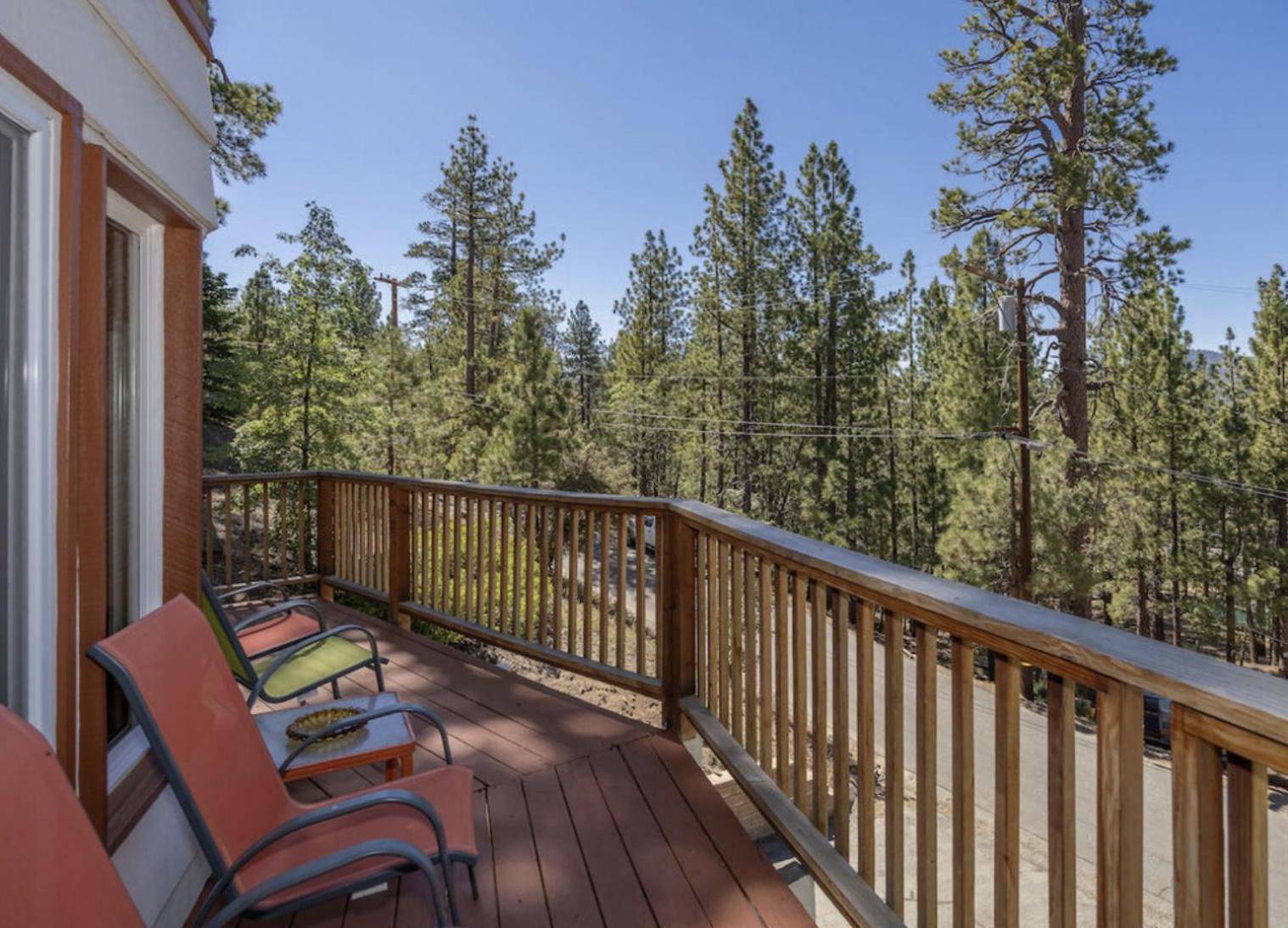 ITH Big Bear Lake Hostel & Lodge photo 96