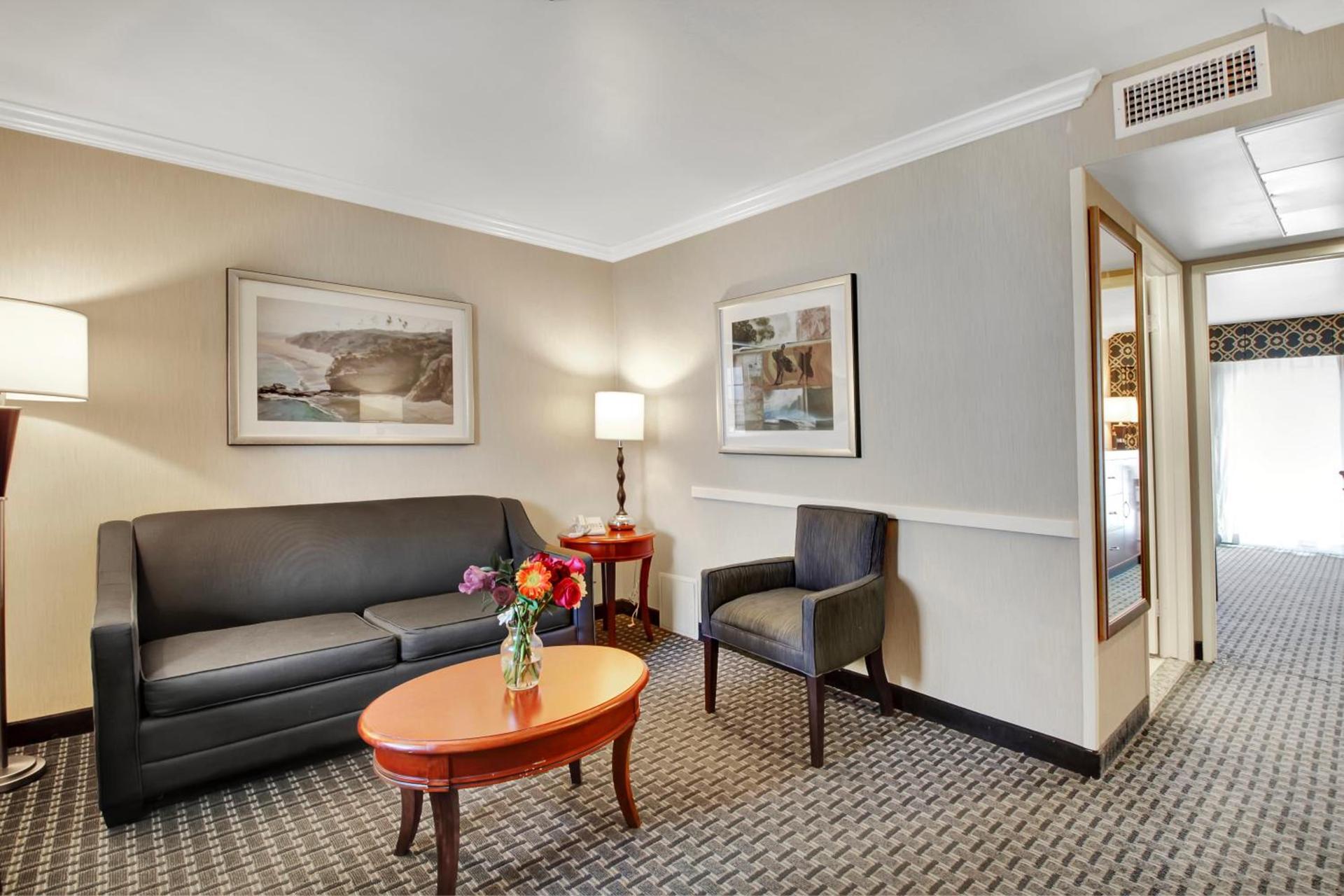 Best Western Plus Marina Shores Hotel photo 35