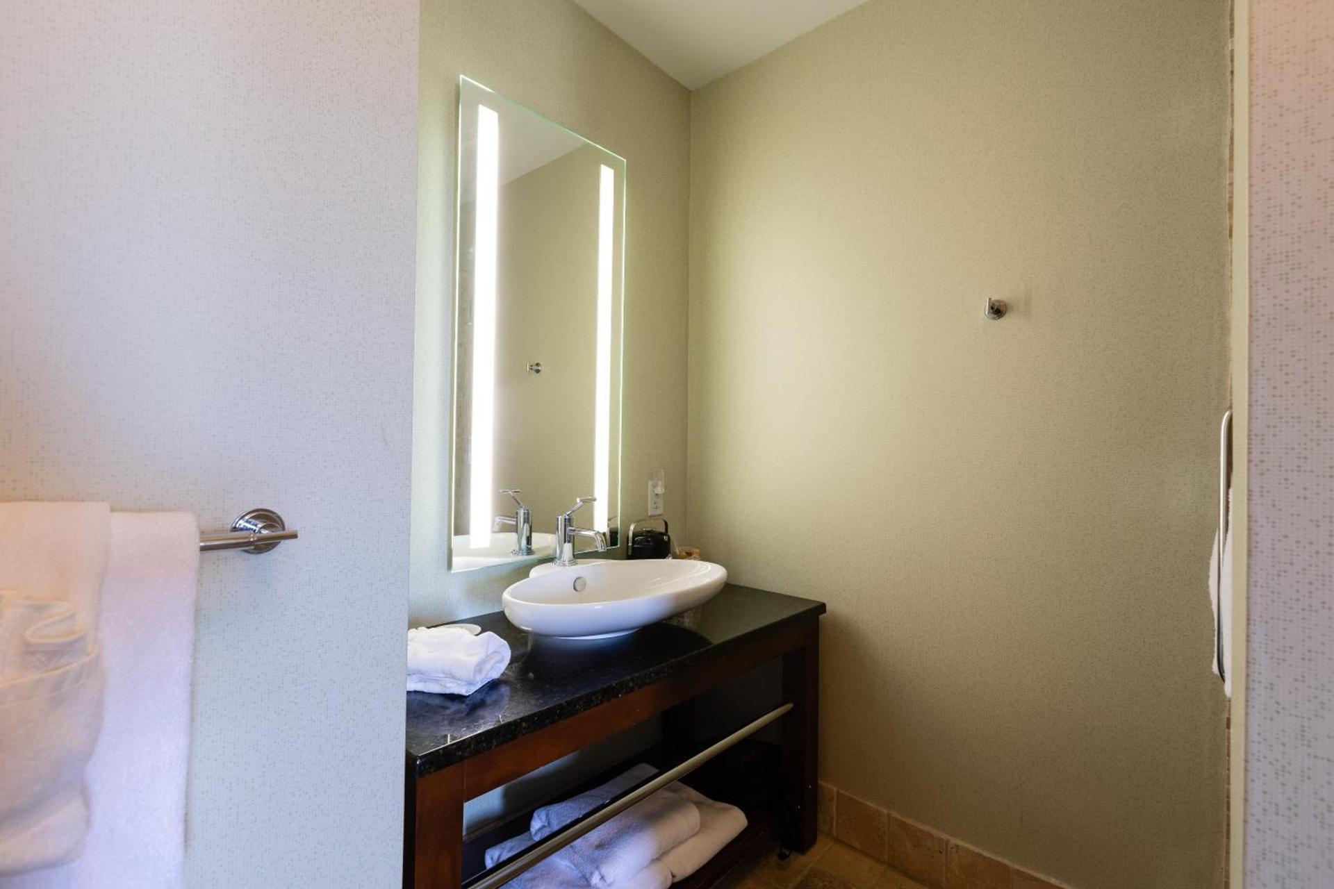 The Centennial Hotel photo 36