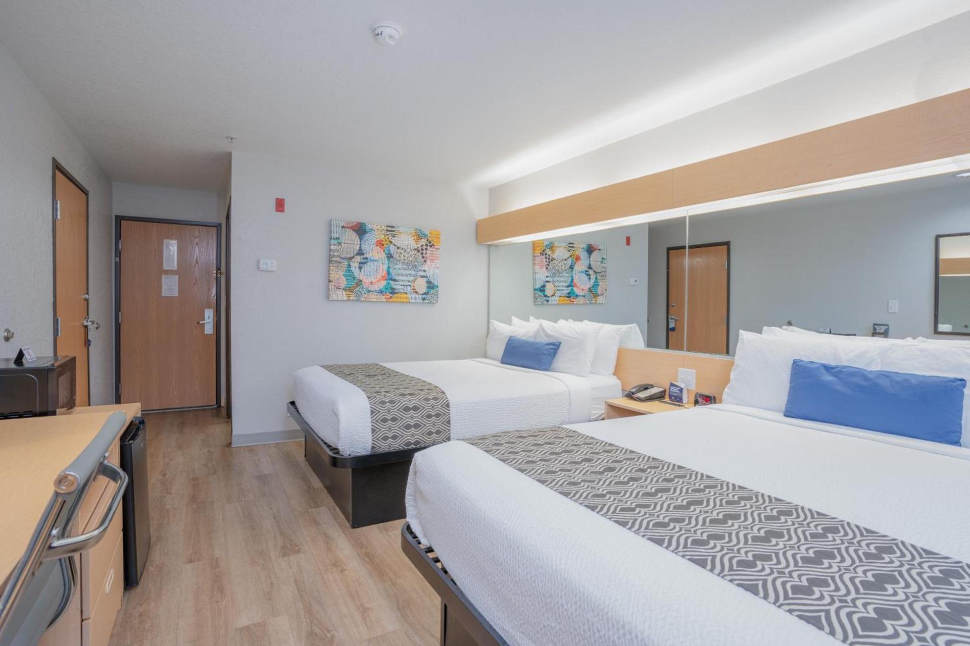 Microtel Inn & Suites by Wyndham Albertville photo 18