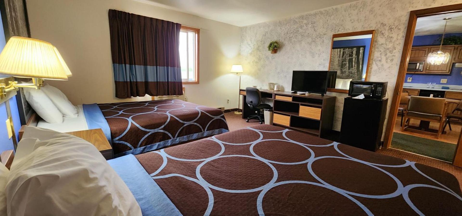 Iron Mountain Inn & Suites MI US 2 photo 8