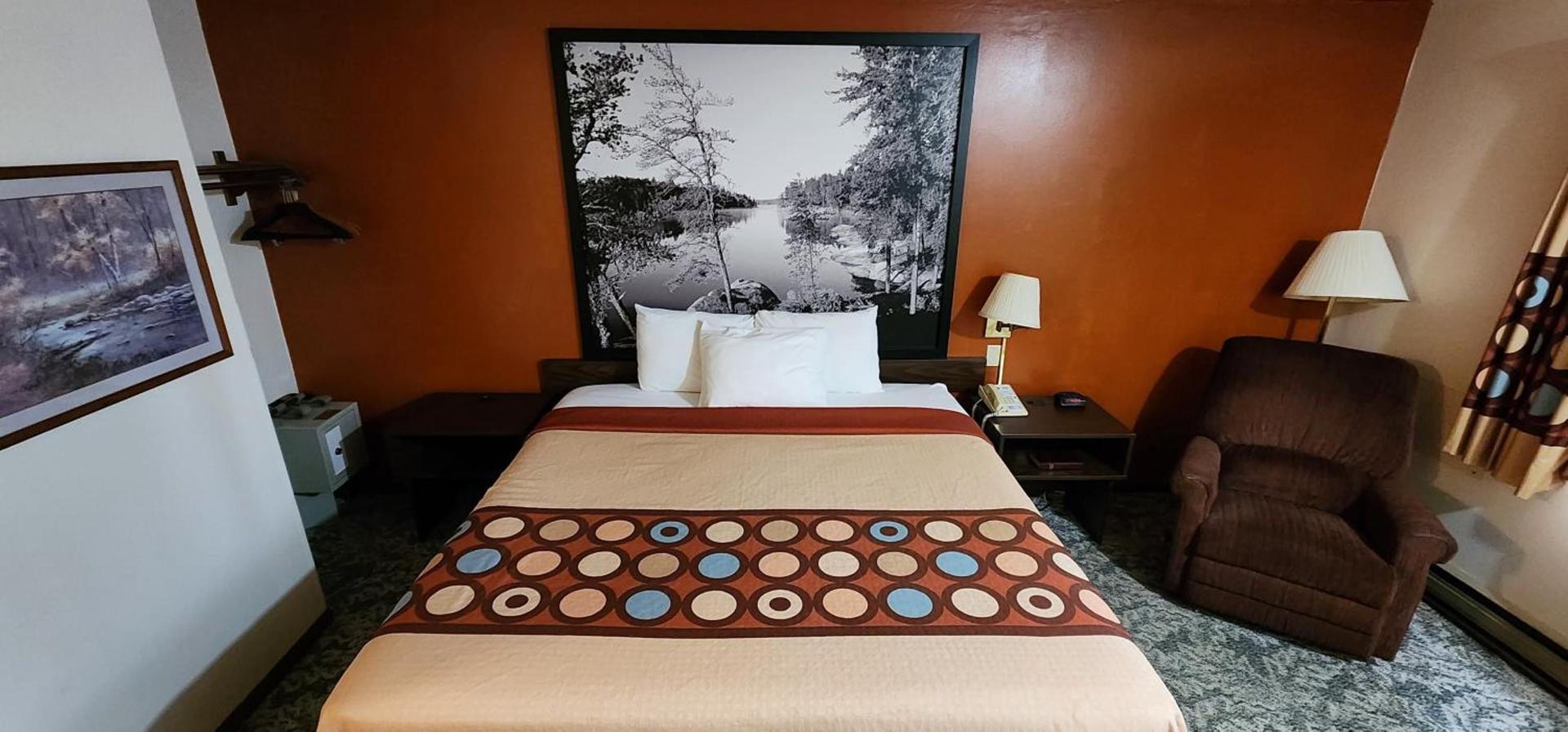 Iron Mountain Inn & Suites MI US 2 photo 14