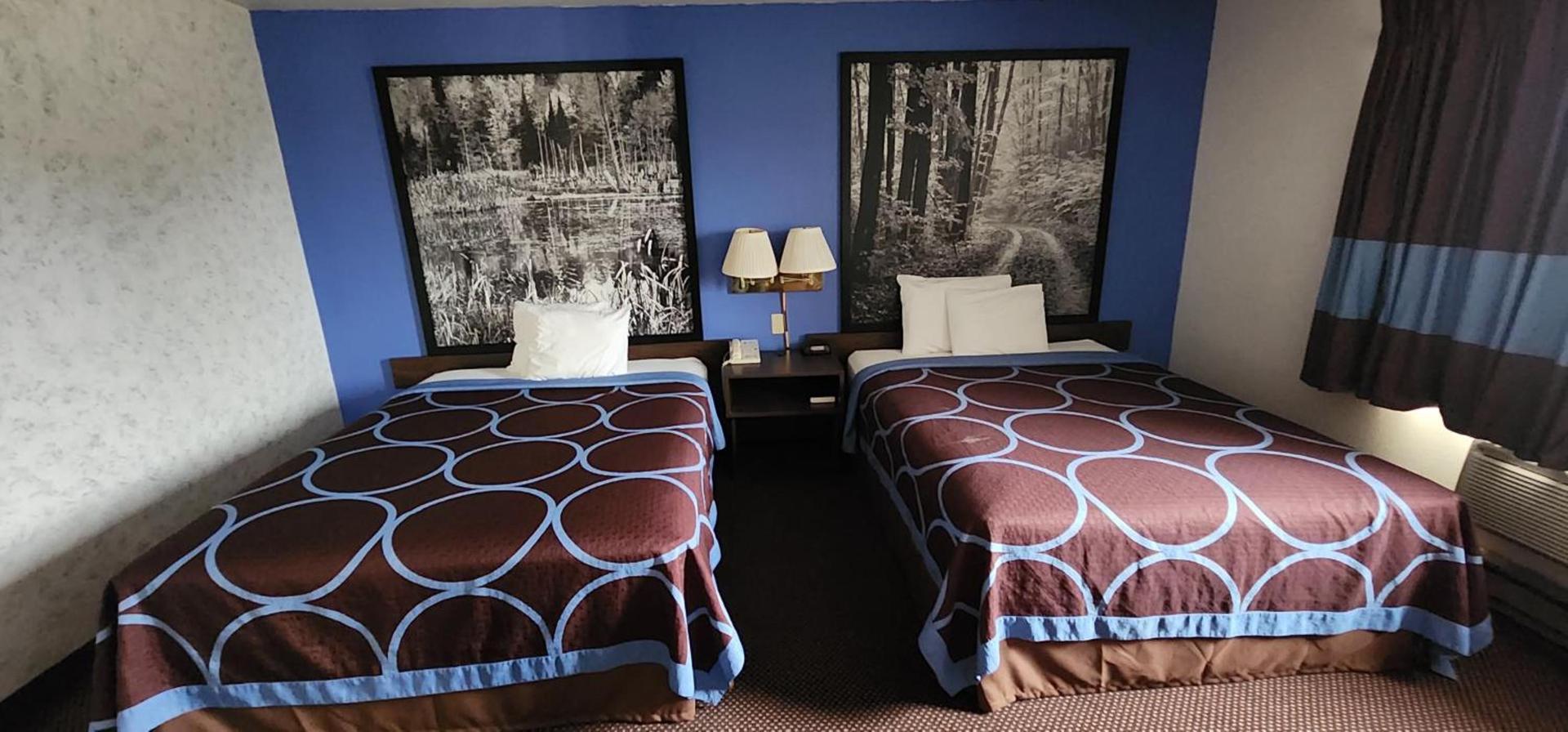 Iron Mountain Inn & Suites MI US 2 photo 9