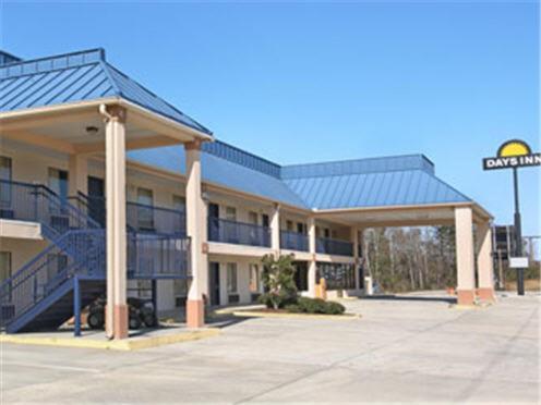 Days Inn by Wyndham Ocean Springs photo 3