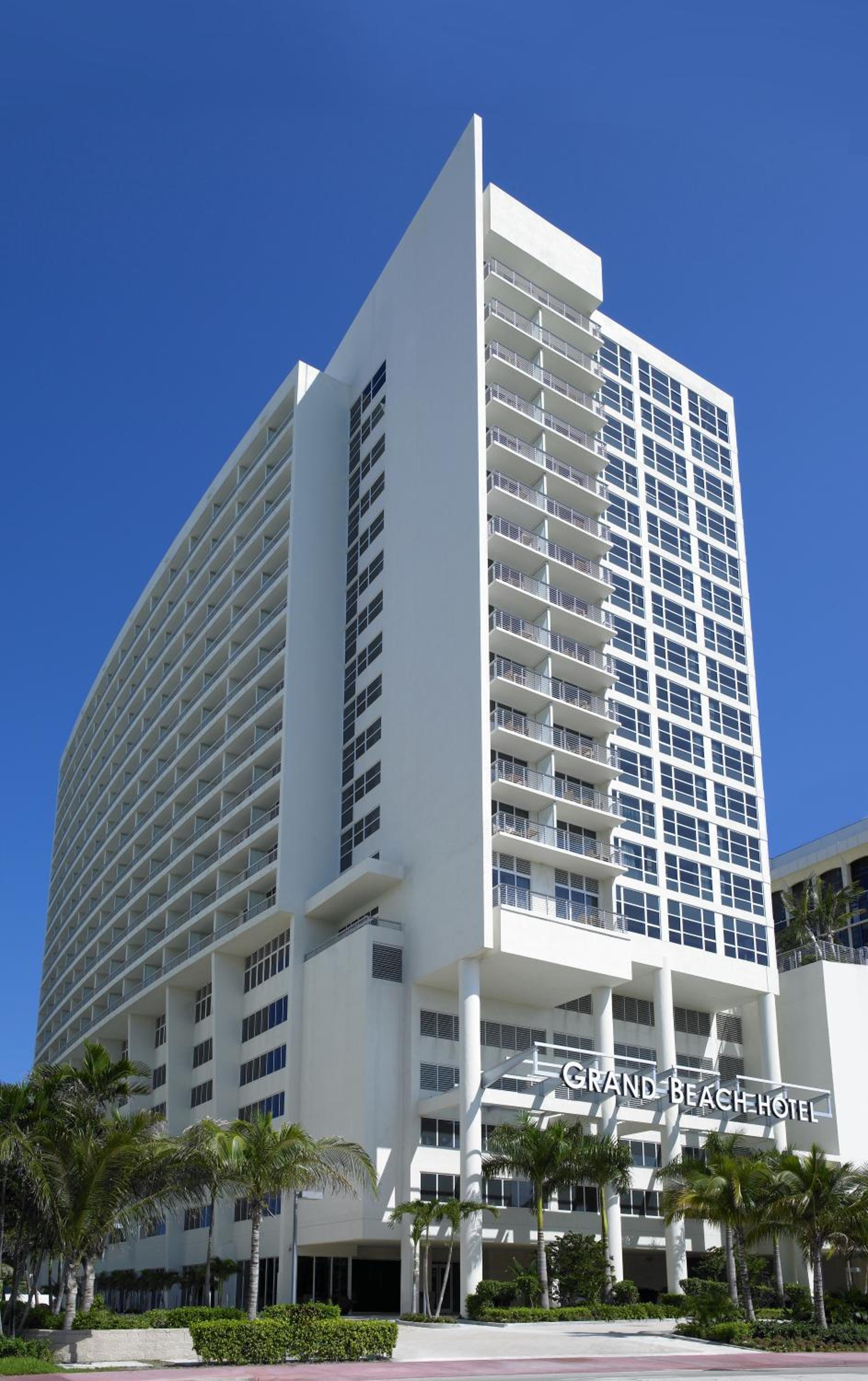 Grand Beach Hotel photo 1