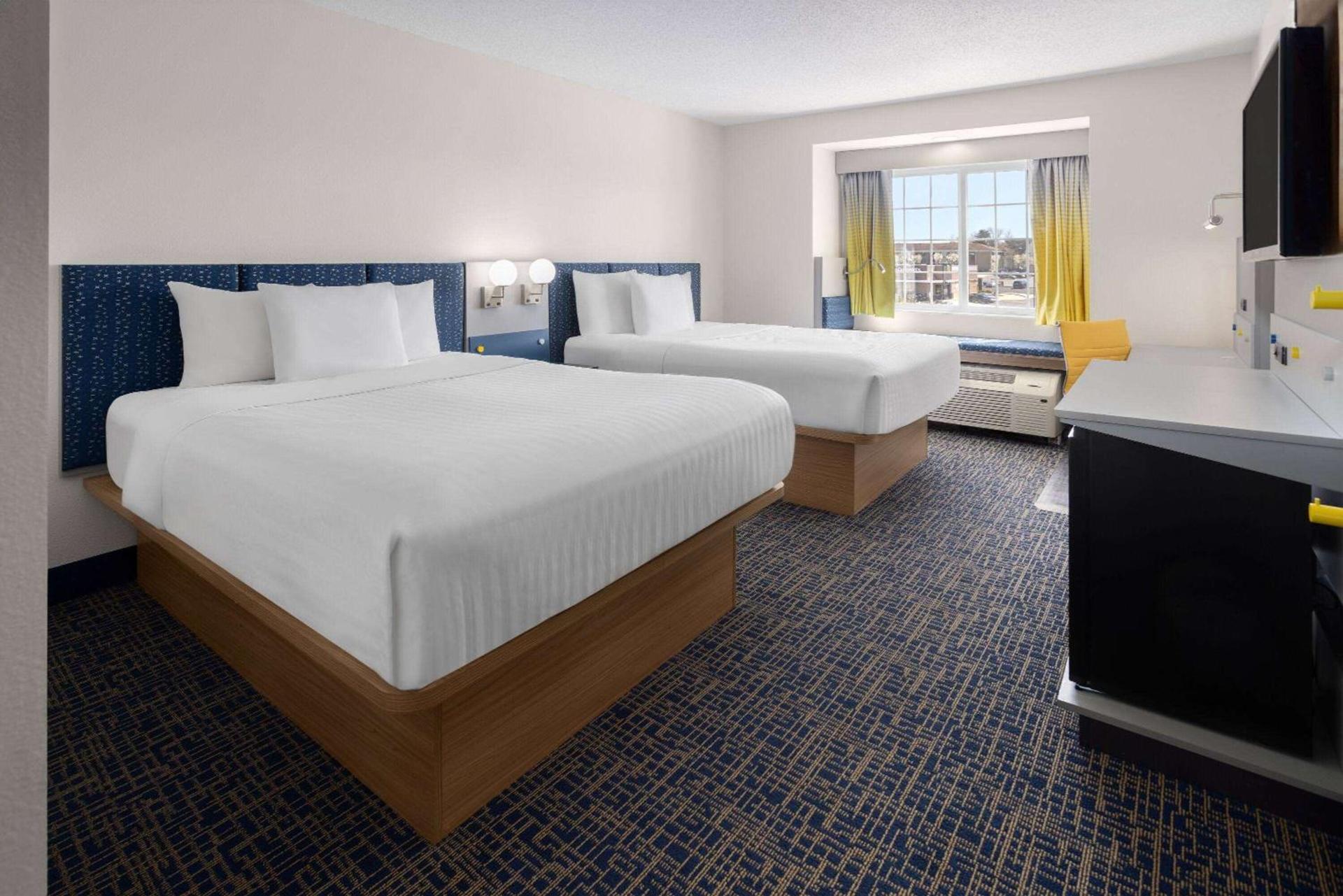 Microtel Inn and Suites Dover photo 19