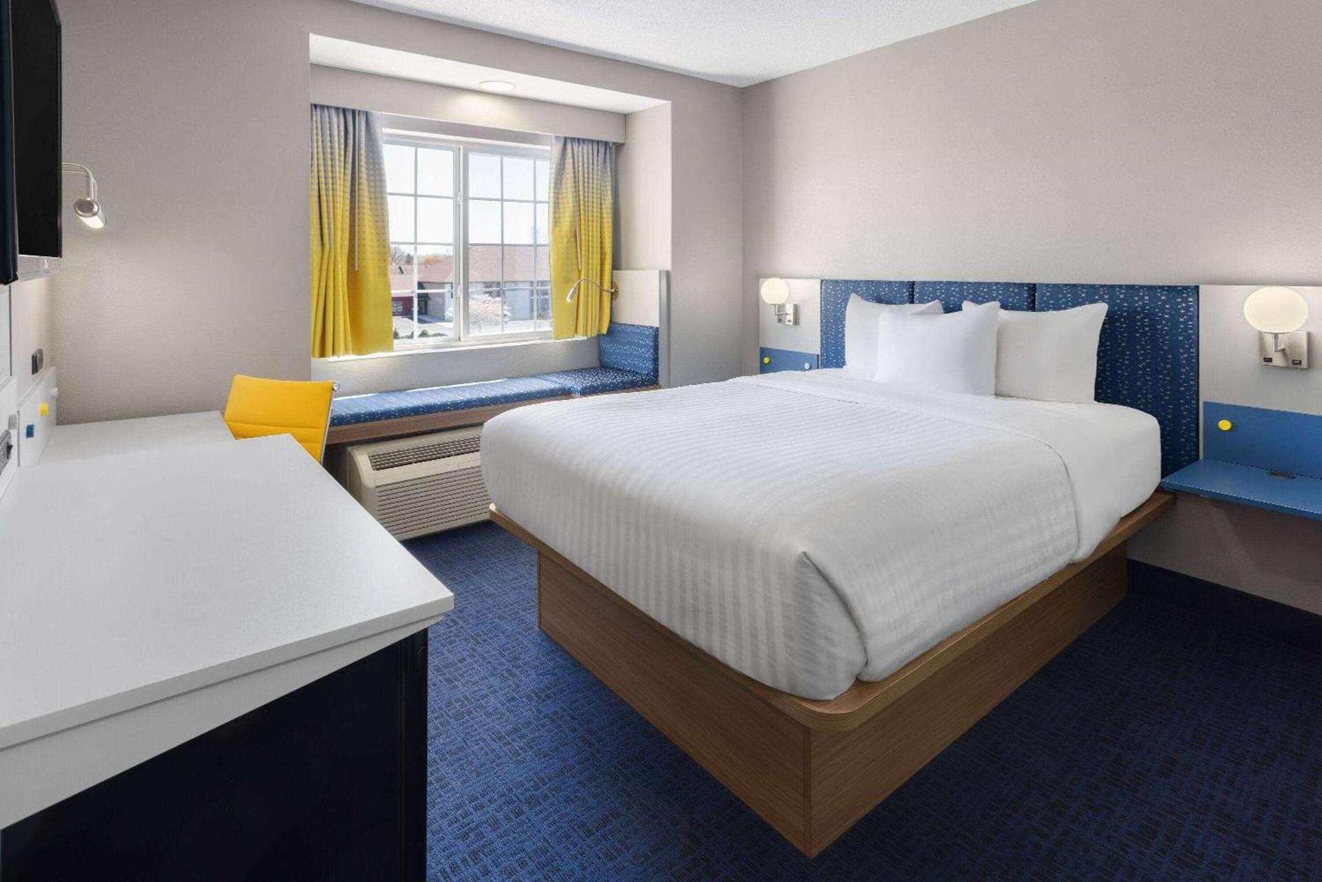 Microtel Inn and Suites Dover photo 16