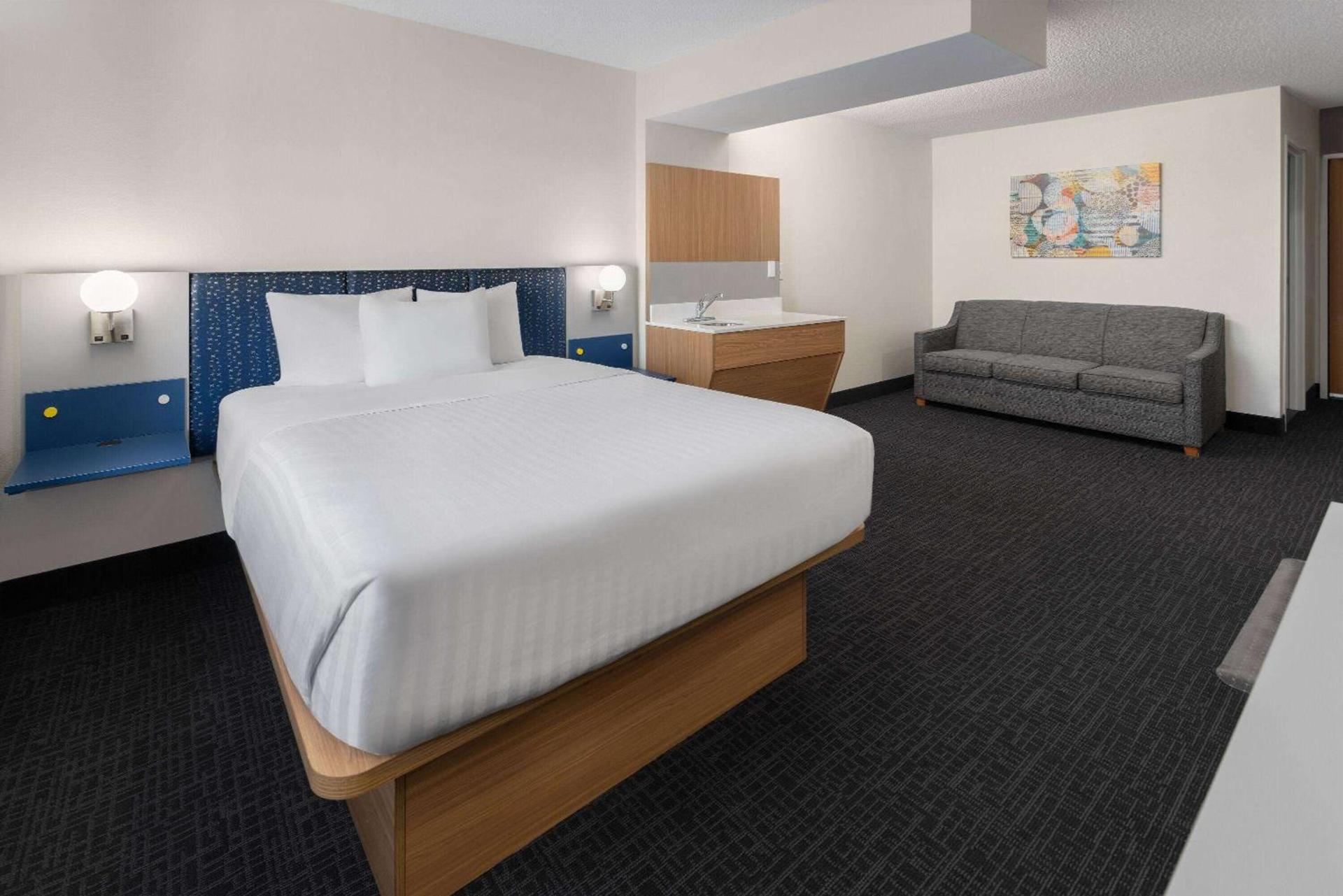 Microtel Inn and Suites Dover photo 26
