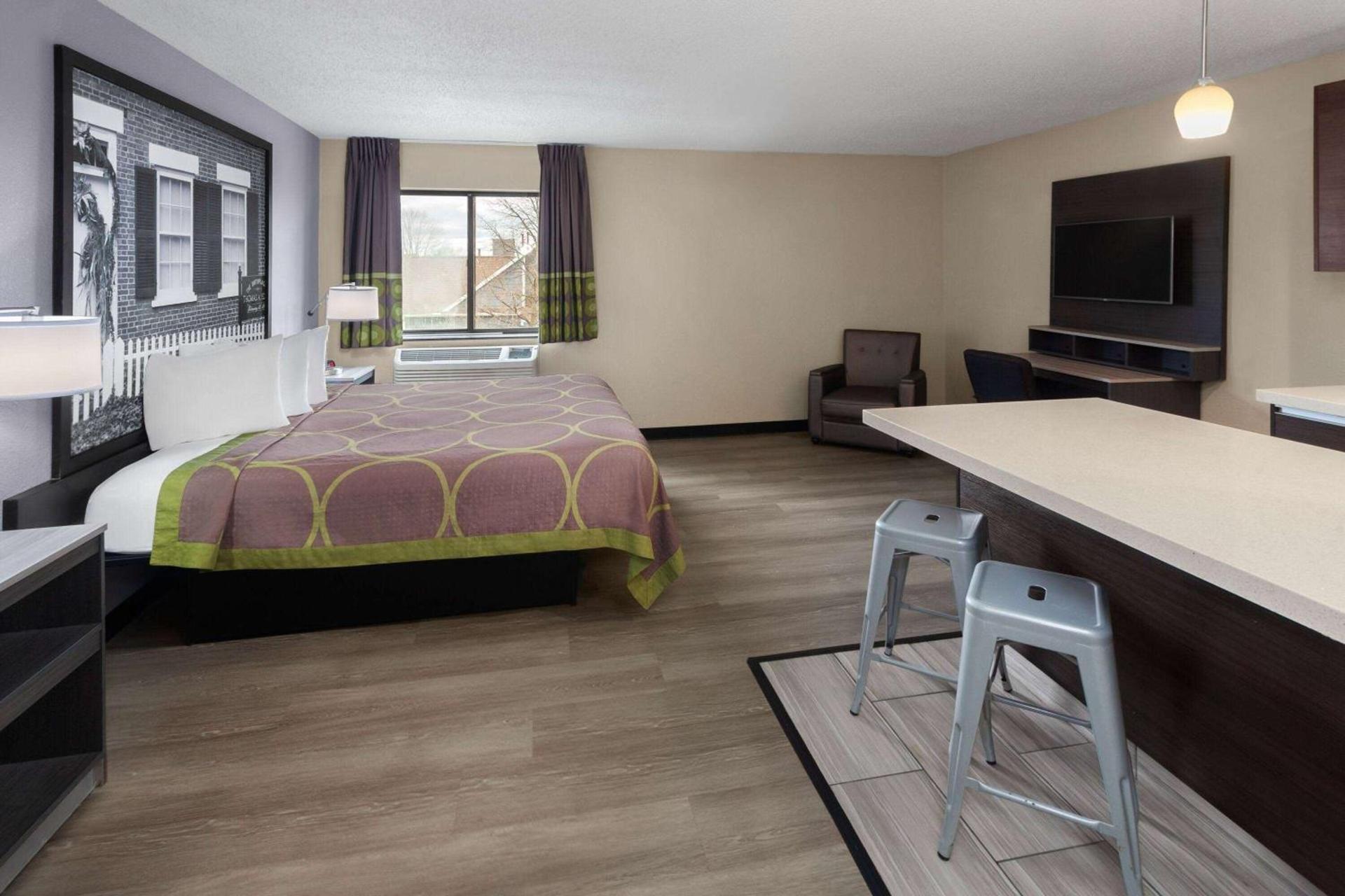 Super 8 by Wyndham Copley Akron photo 15