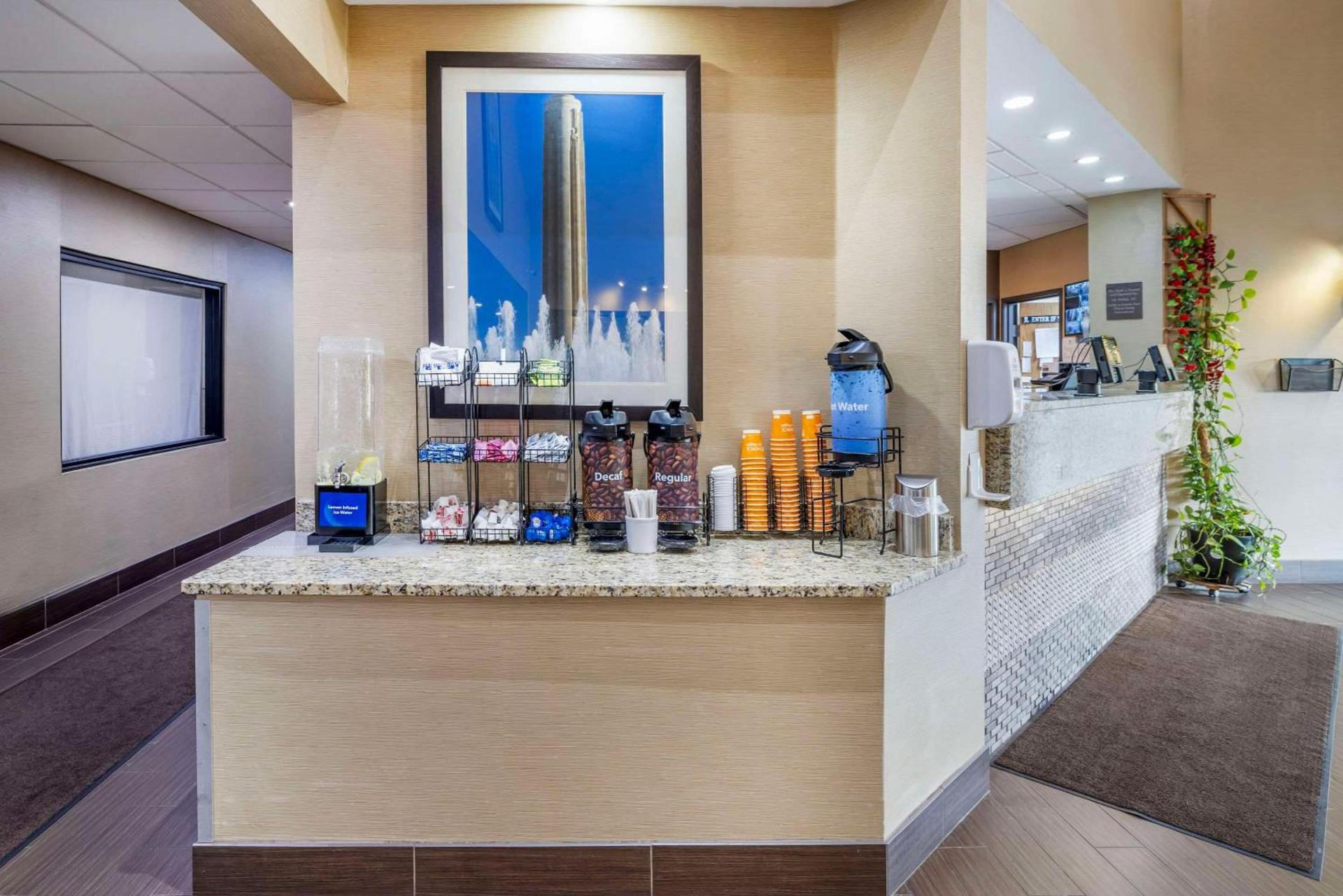 Comfort Inn Grain Valley - Kansas City photo 3